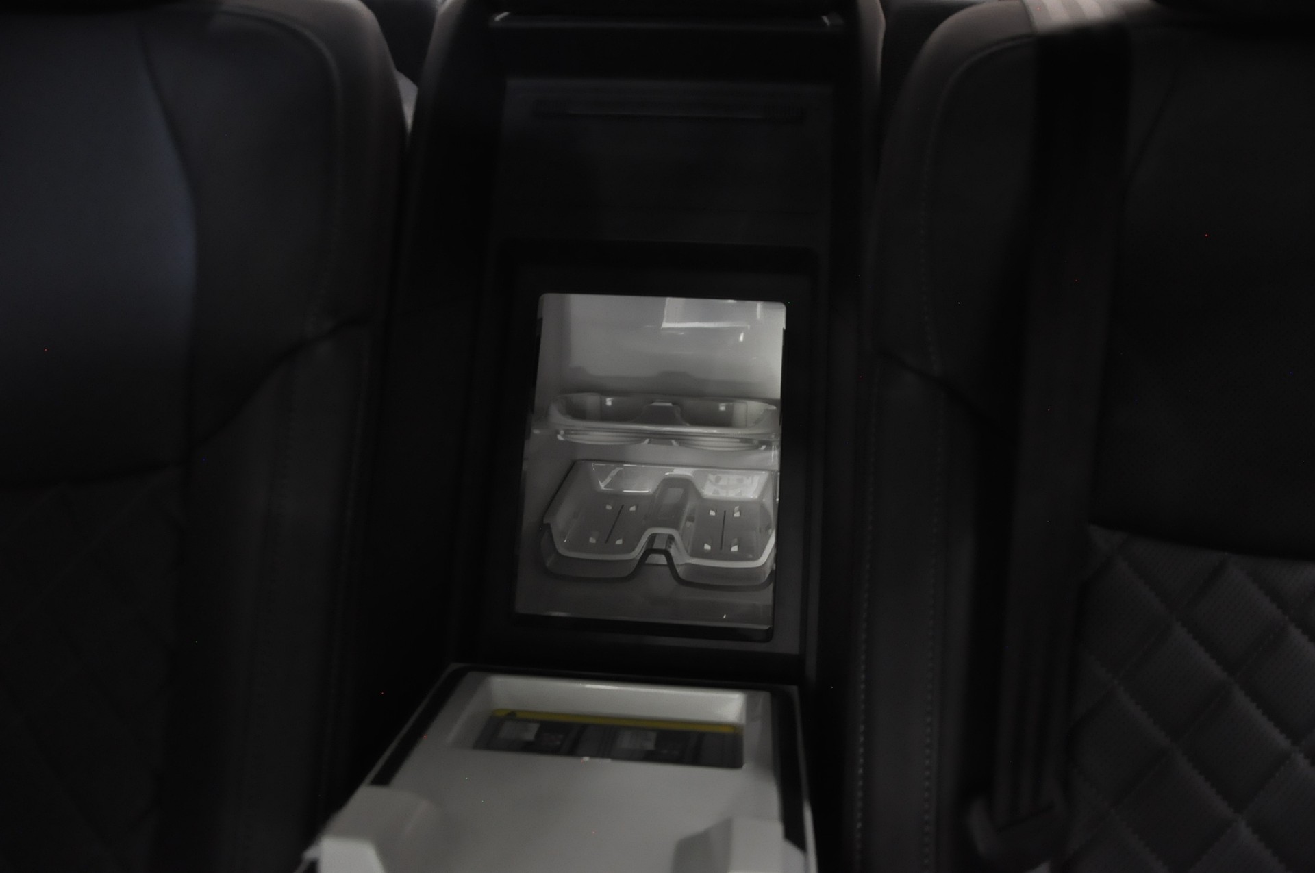 AUDI A8 50 TDI Long quattro tiptronic-image-31