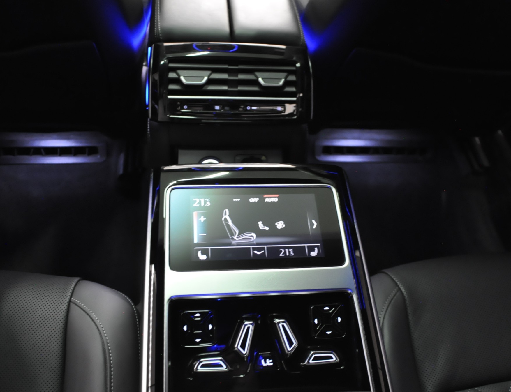 AUDI A8 50 TDI Long quattro tiptronic-image-28