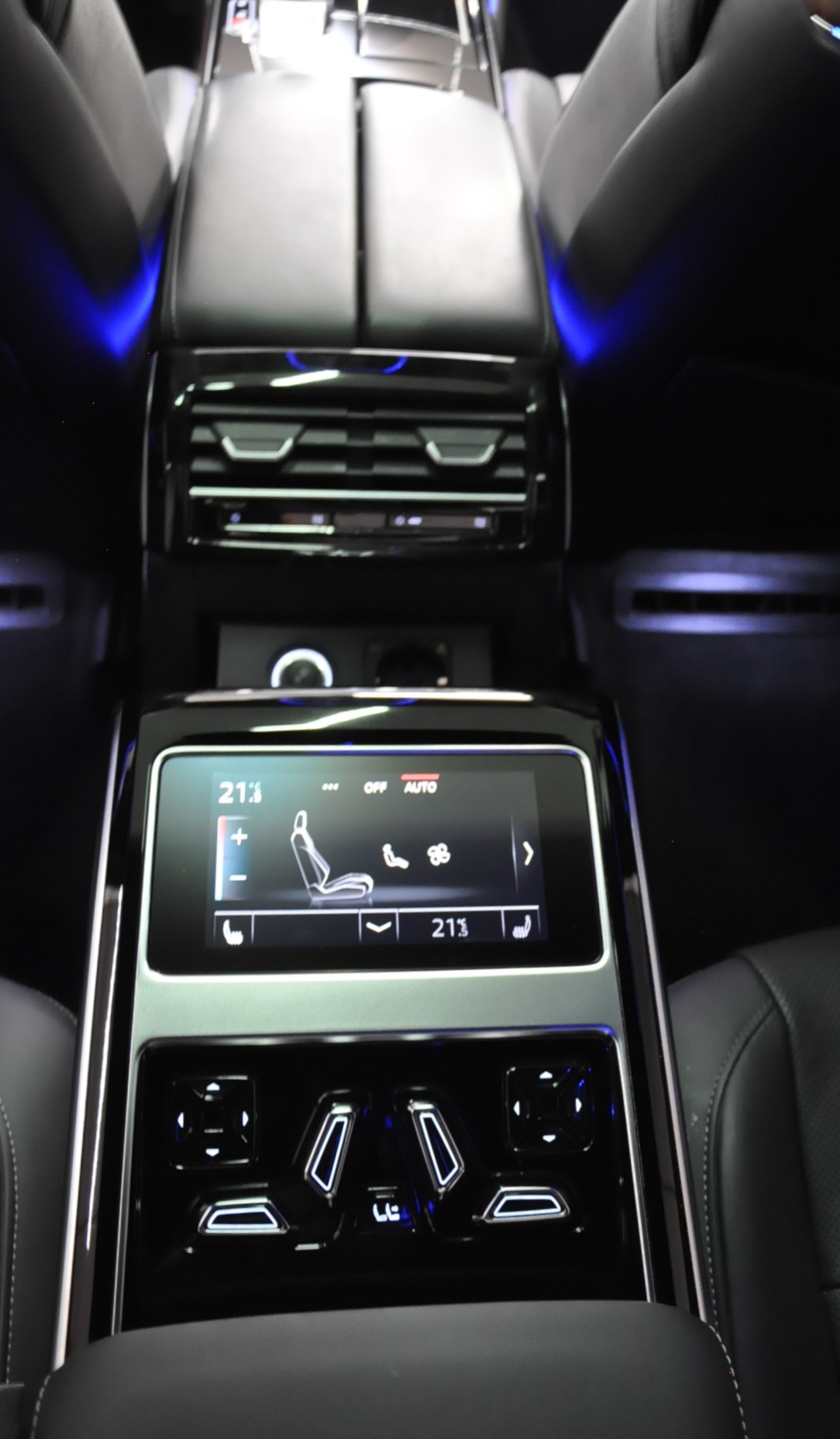 AUDI A8 50 TDI Long quattro tiptronic-image-29