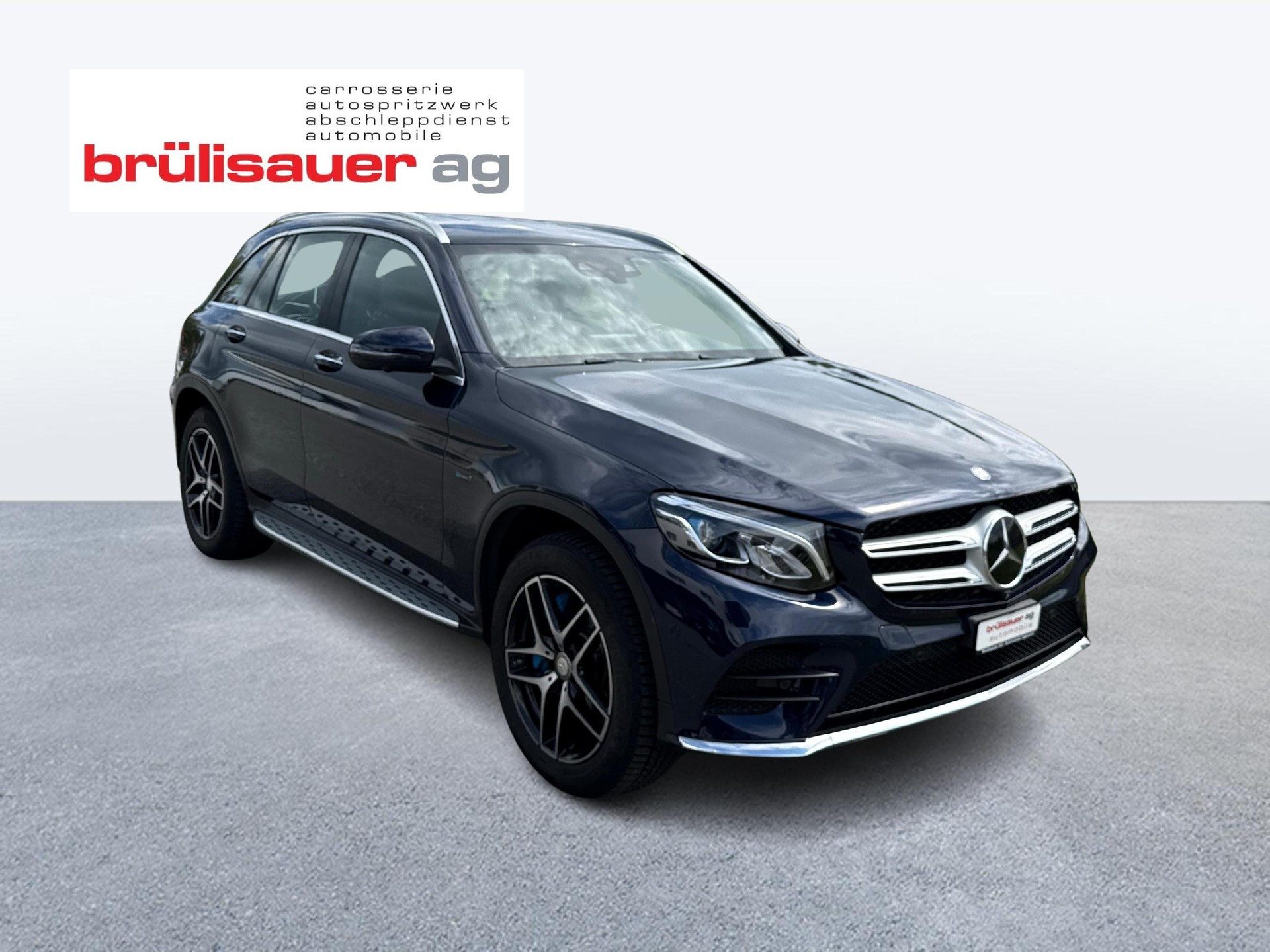 MERCEDES-BENZ GLC 350 e AMG Line 4m-image-6