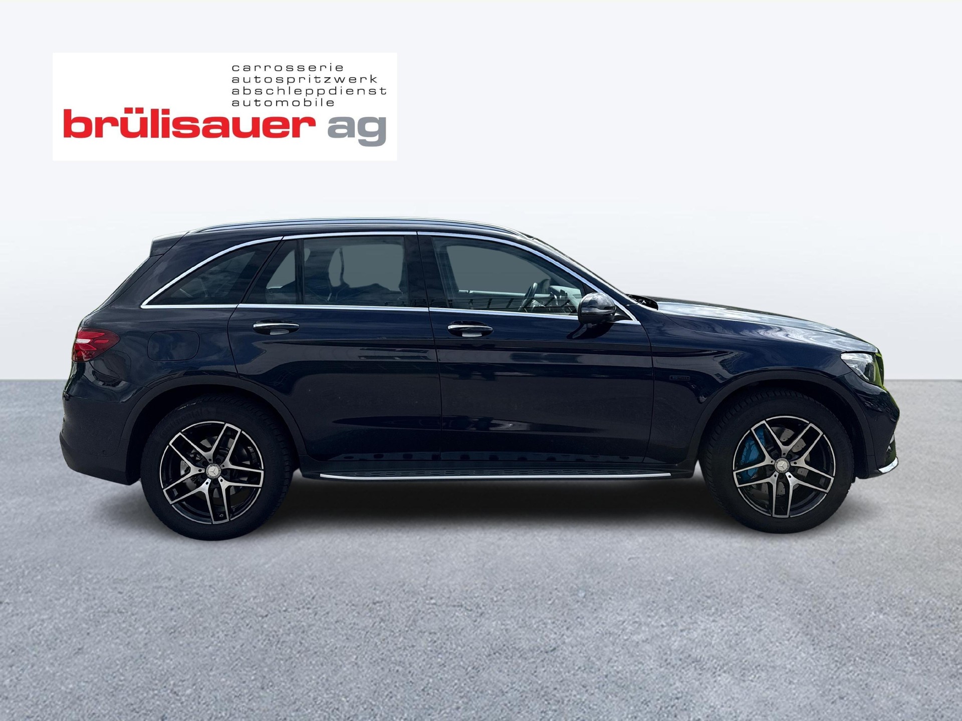 MERCEDES-BENZ GLC 350 e AMG Line 4m-image-5