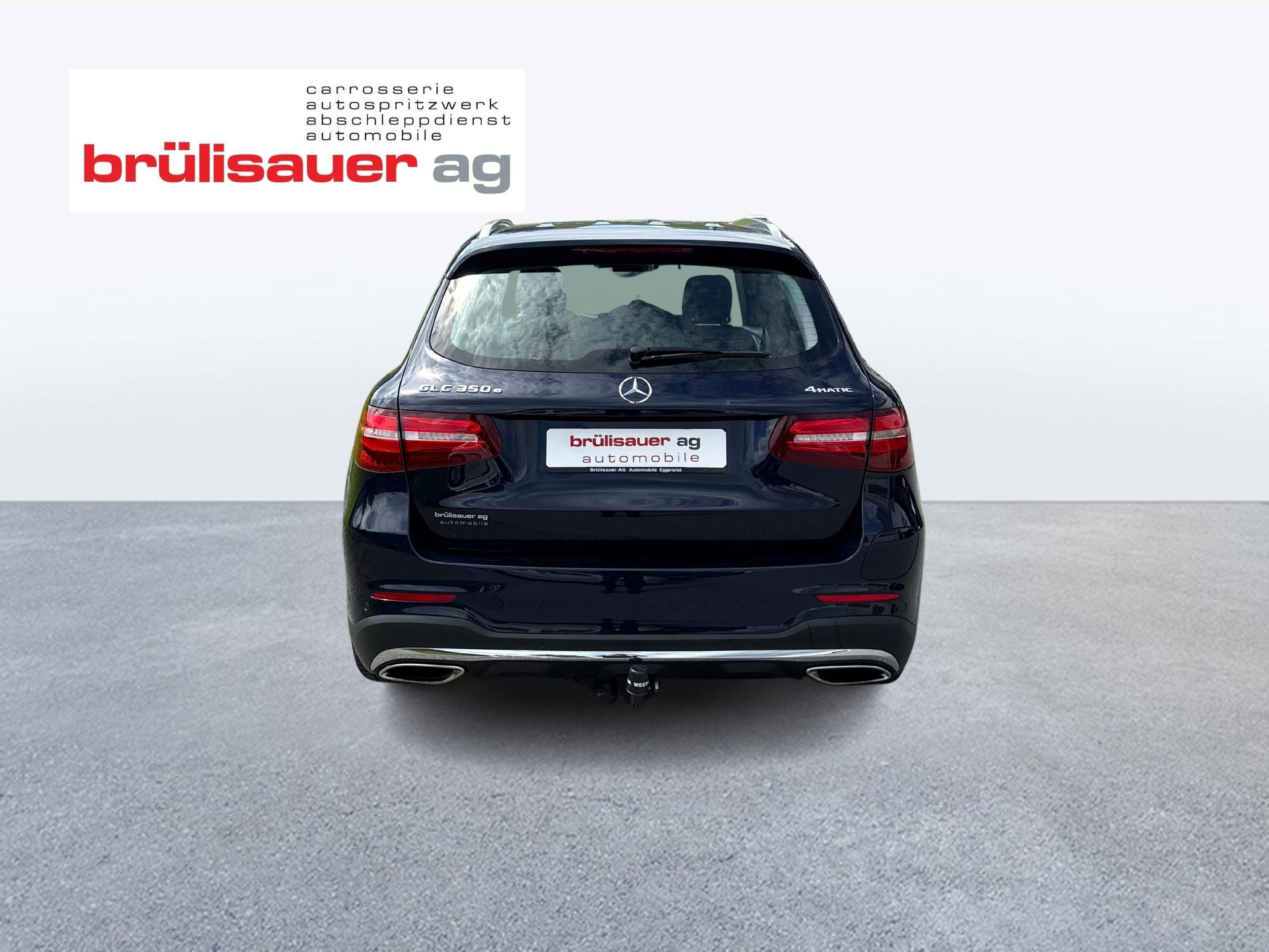 MERCEDES-BENZ GLC 350 e AMG Line 4m-showroom-element-3