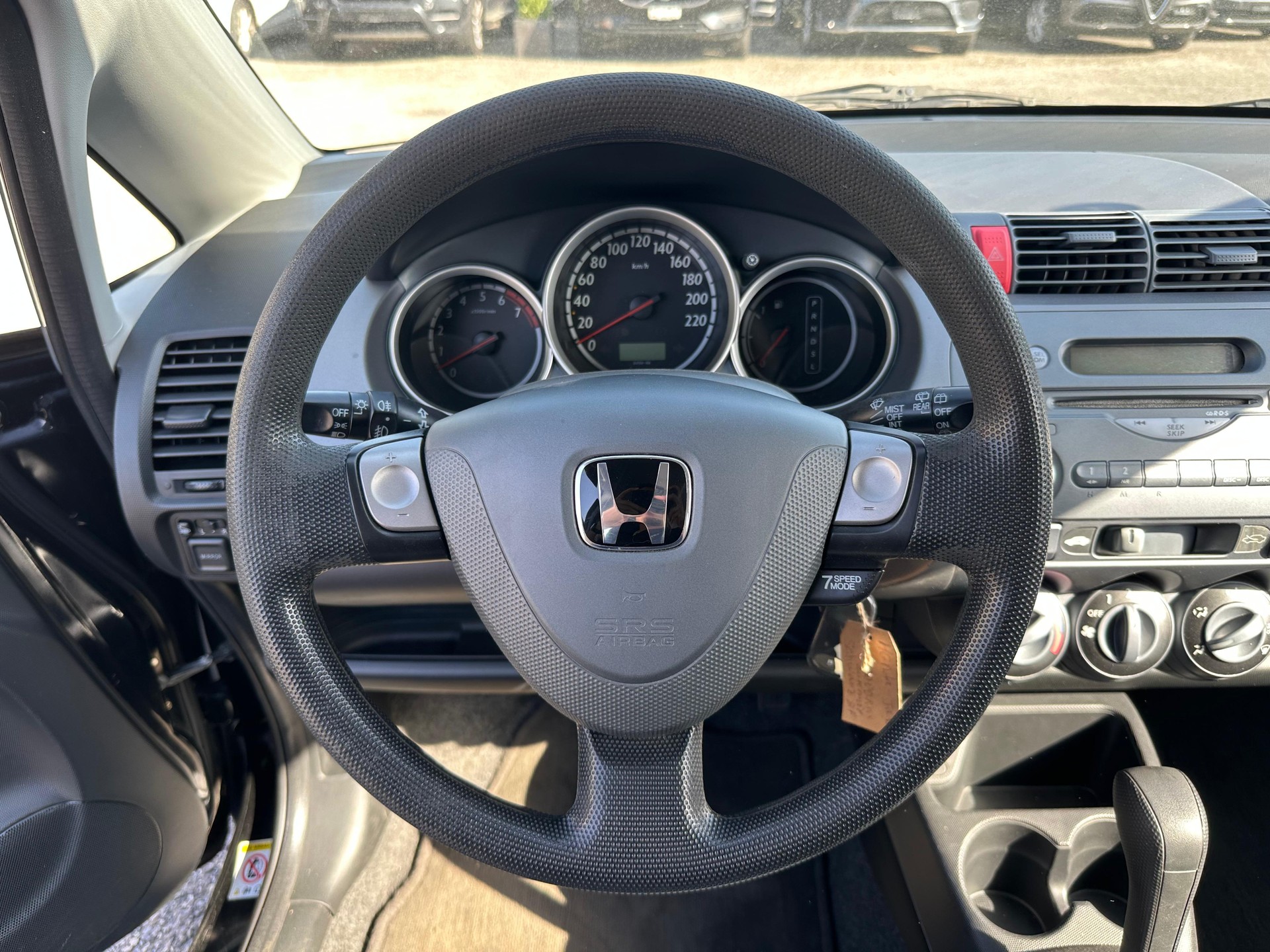 HONDA Jazz 1.4i LS-image-6