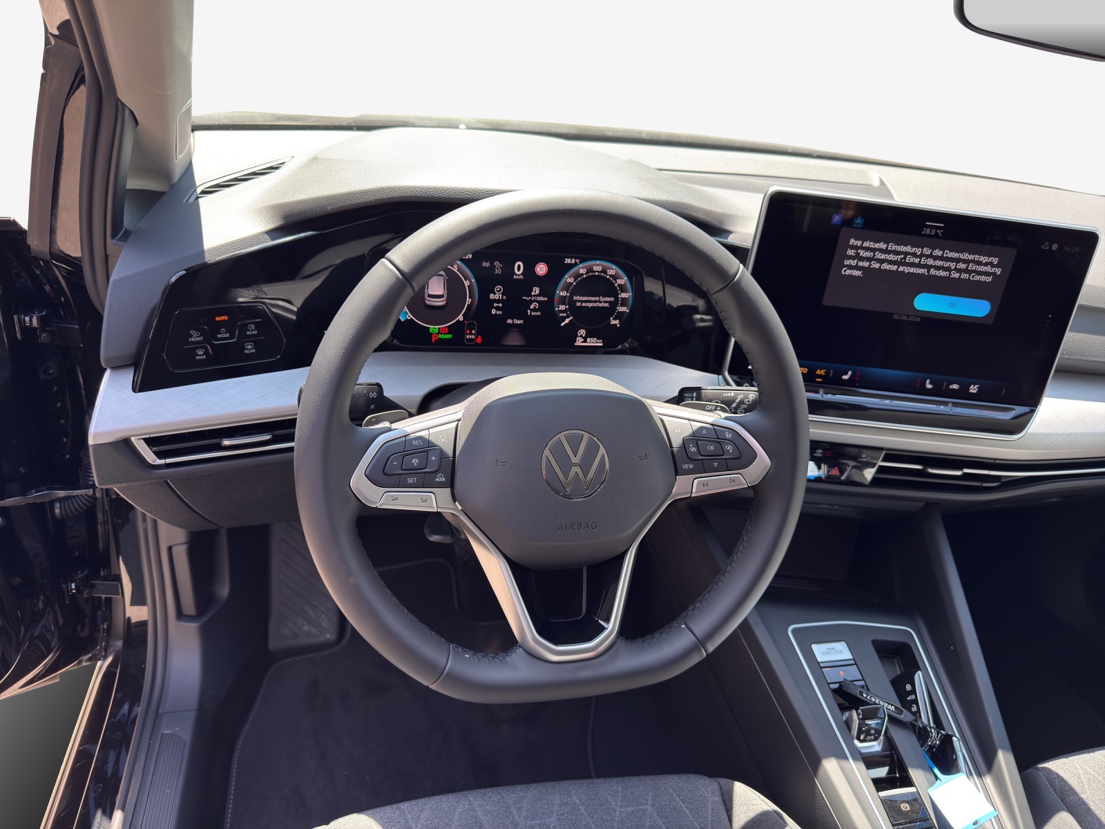 VW Golf 1.5 e TSI mHEV United DSG-image-9
