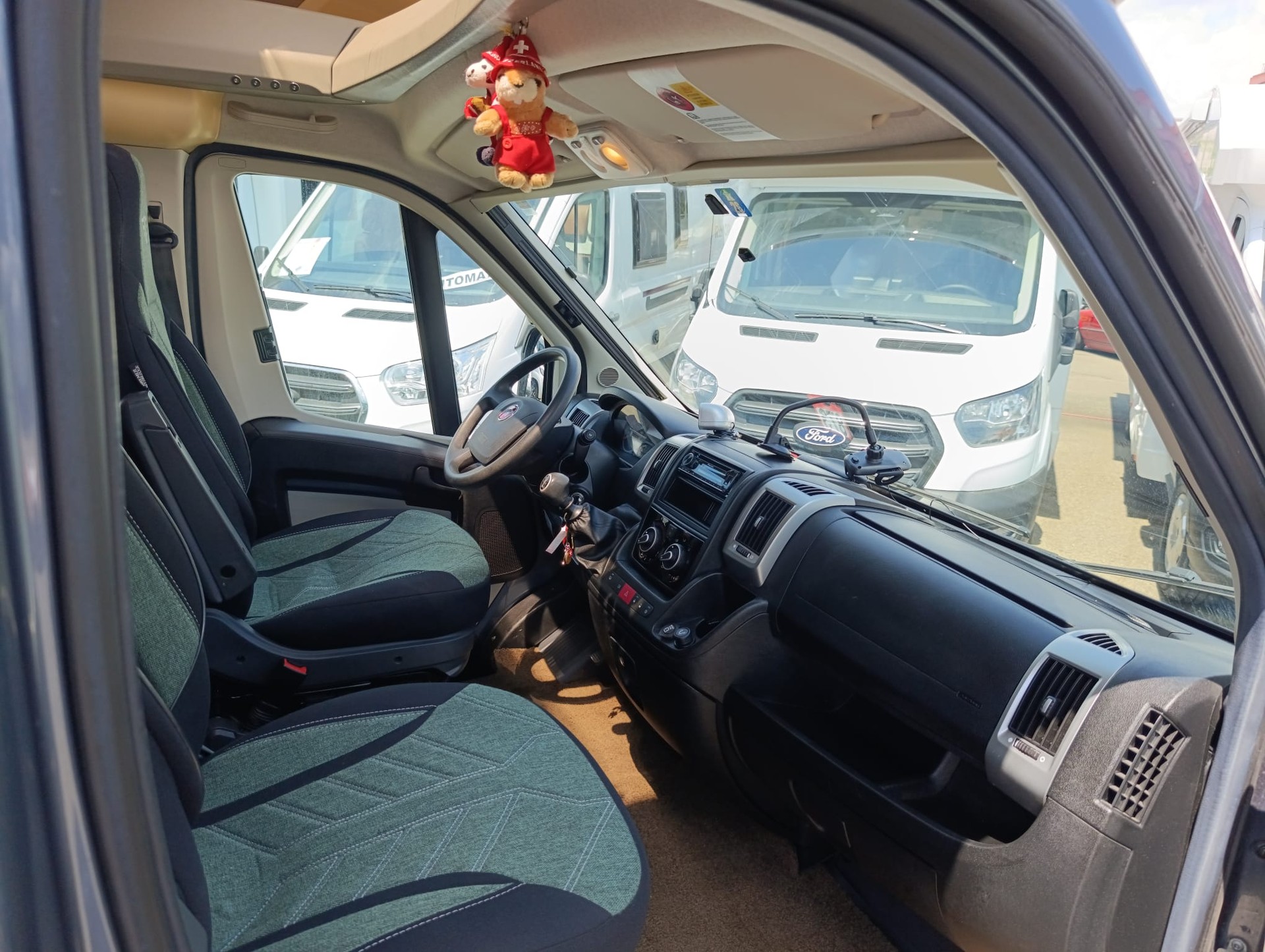 CHALLENGER Magaeo 398 ***Sie haben den Luxus einer echten Dreizimmerwohnung auf Rädern***Schaltgetriebe 150PS *Dieselheizung *-image-10