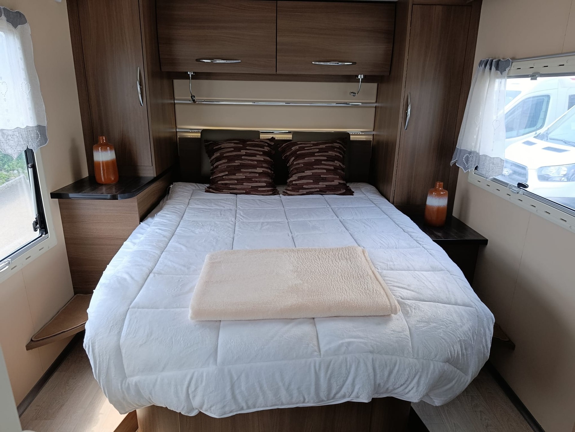 CHALLENGER Magaeo 398 ***Sie haben den Luxus einer echten Dreizimmerwohnung auf Rädern***Schaltgetriebe 150PS *Dieselheizung *-showroom-element-3