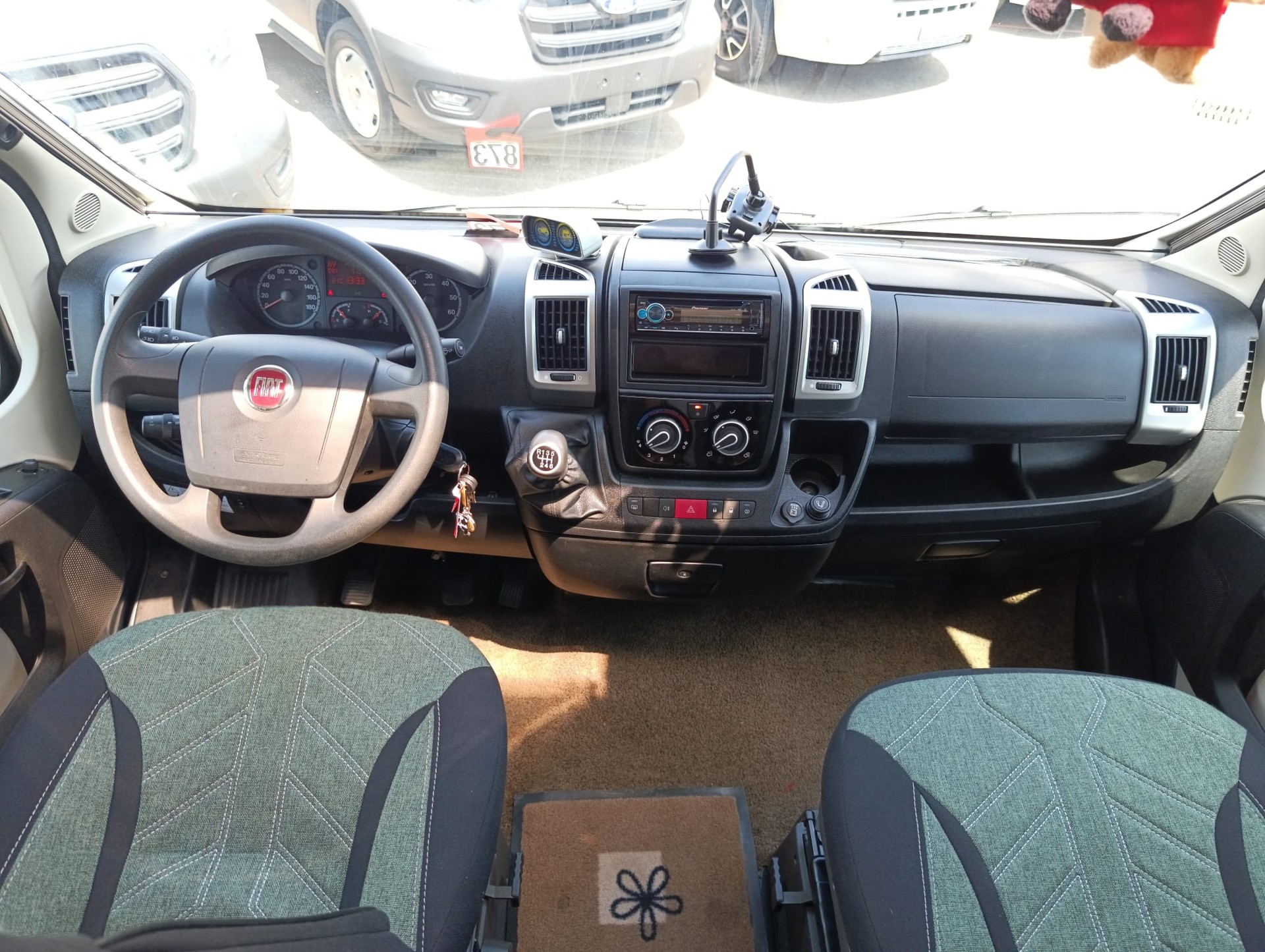 CHALLENGER Magaeo 398 ***Sie haben den Luxus einer echten Dreizimmerwohnung auf Rädern***Schaltgetriebe 150PS *Dieselheizung *-image-11