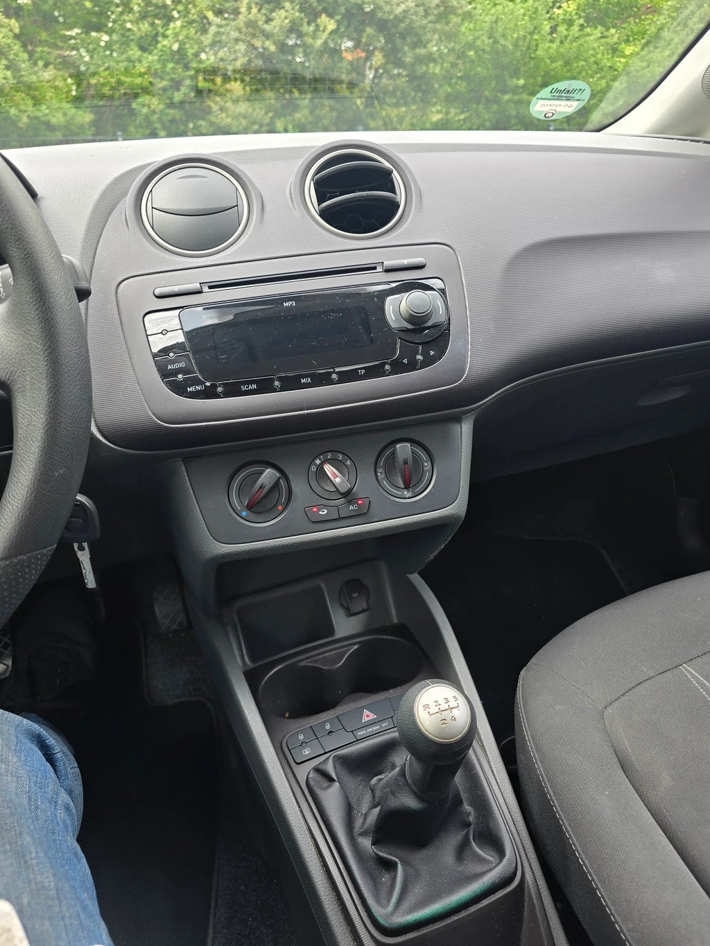 SEAT Ibiza 1.4 Style-image-12
