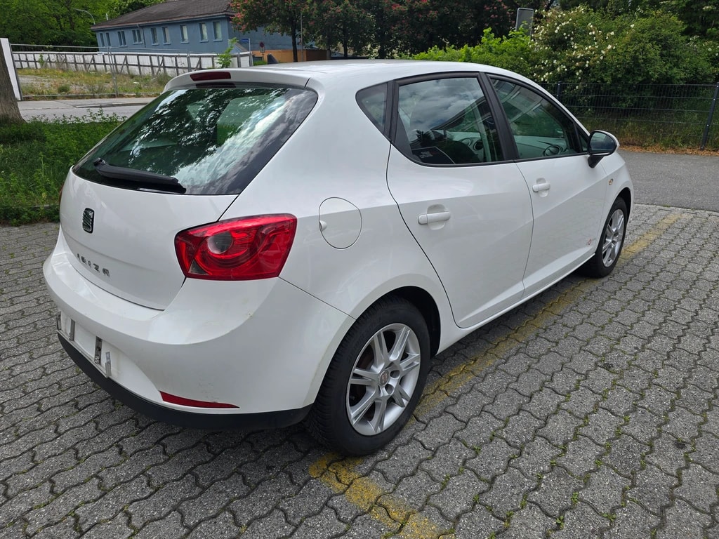 SEAT Ibiza 1.4 Style-image-6