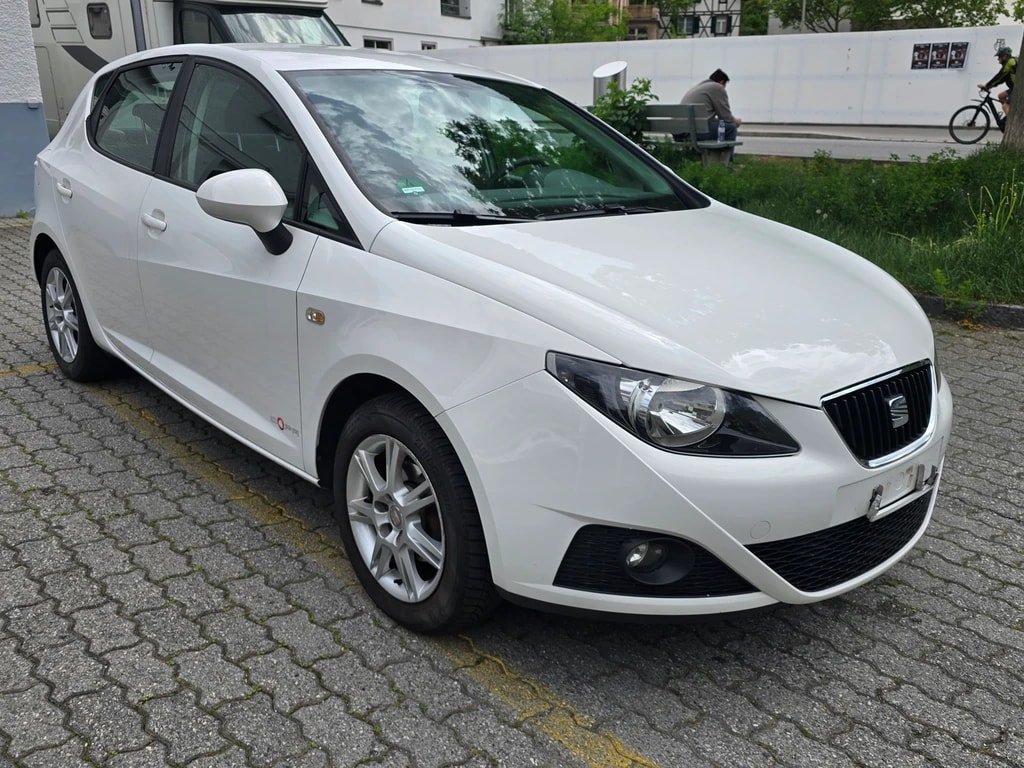 SEAT Ibiza 1.4 Style-image-4