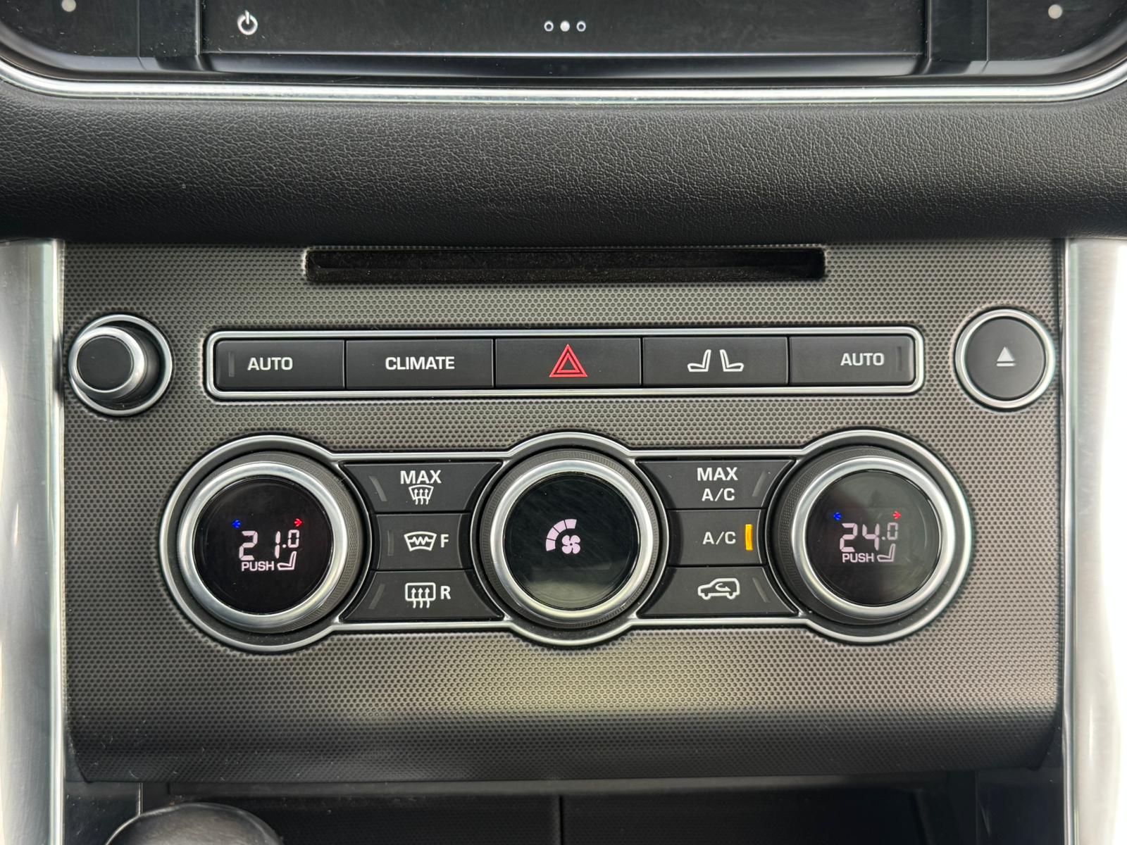LAND ROVER Range Rover Sport 3.0 TDV6 HSE Automatic-image-25