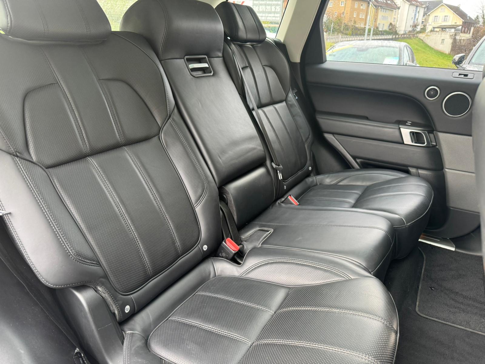 LAND ROVER Range Rover Sport 3.0 TDV6 HSE Automatic-image-18
