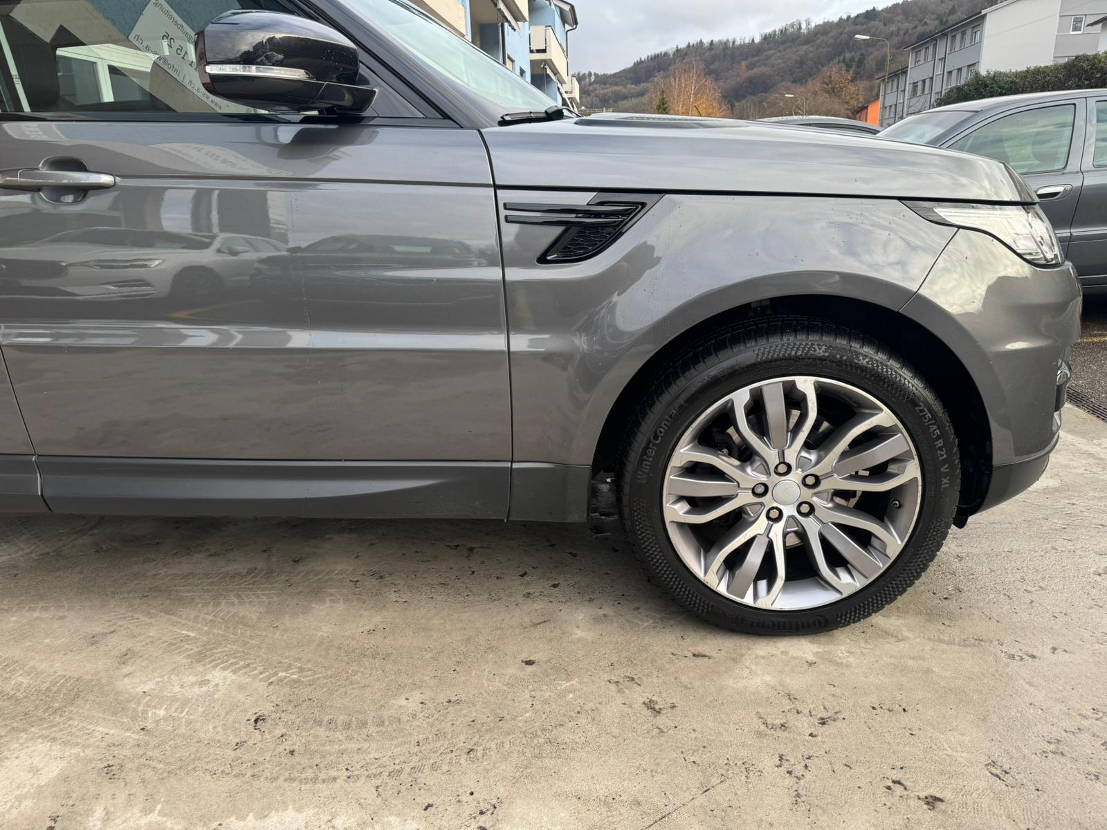 LAND ROVER Range Rover Sport 3.0 TDV6 HSE Automatic-image-8