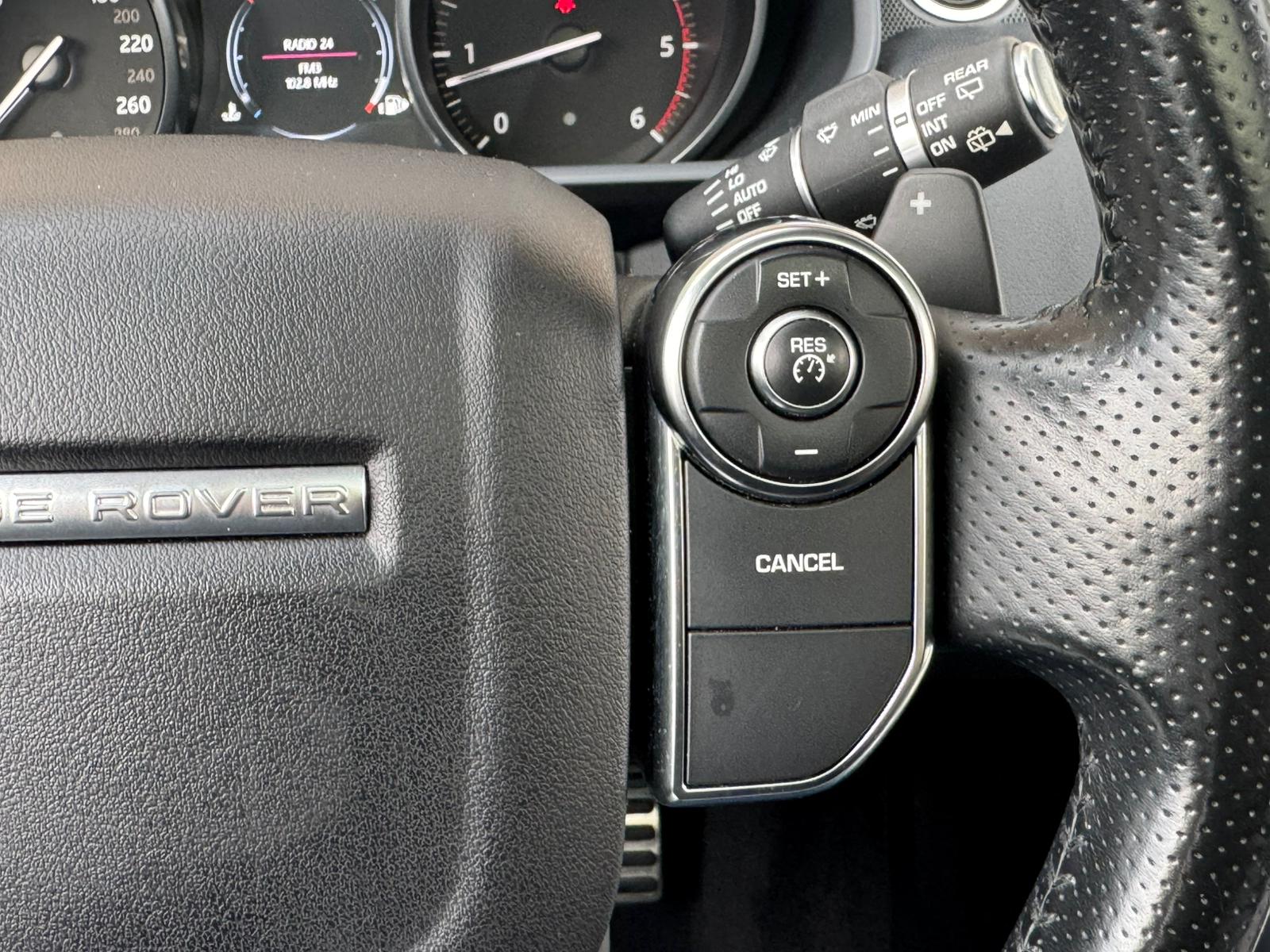 LAND ROVER Range Rover Sport 3.0 TDV6 HSE Automatic-image-19