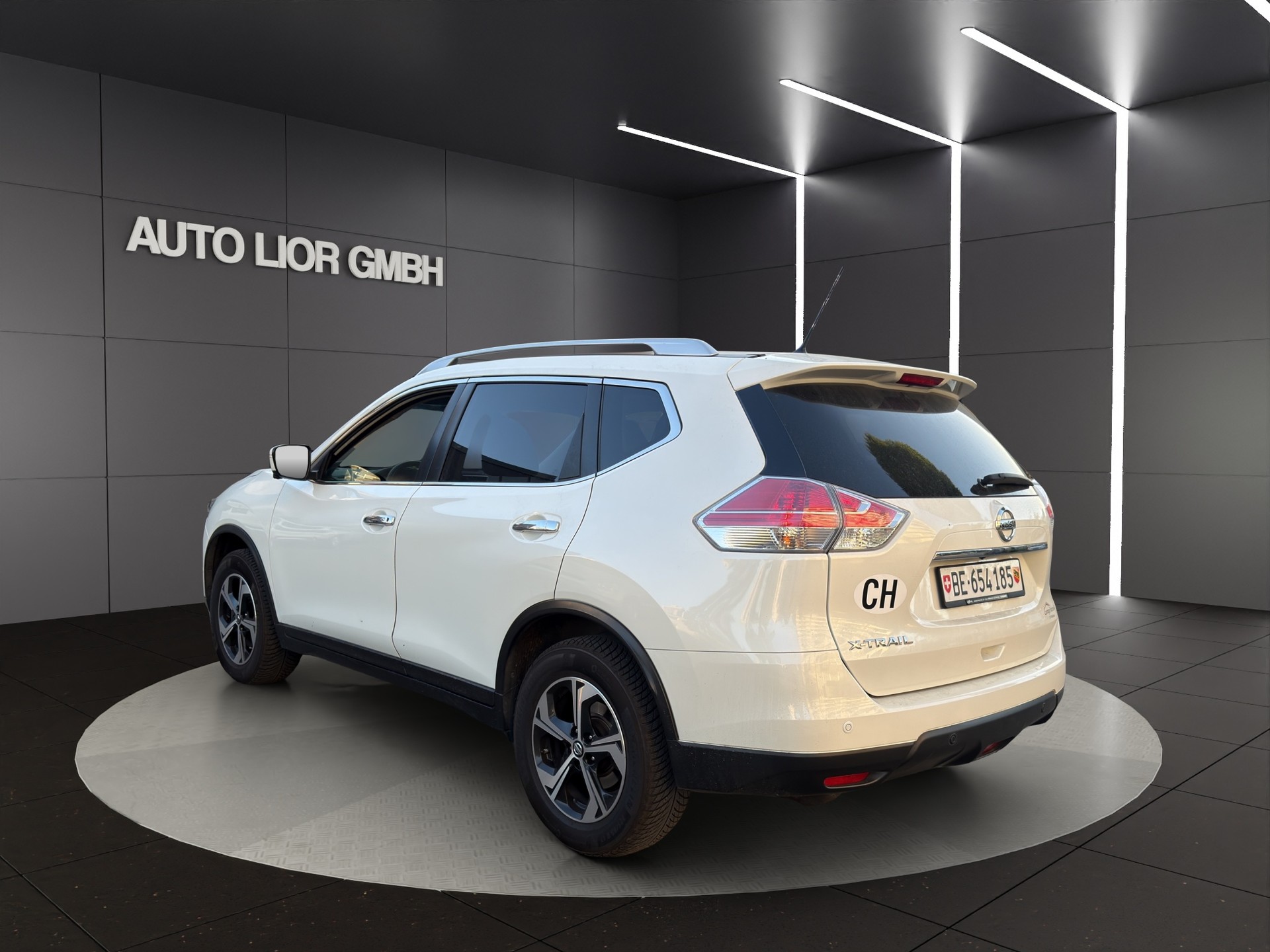NISSAN X-Trail 2.0 dCi Swiss Ed. Xtronic CVT ALL-MODE 4x4-image-2