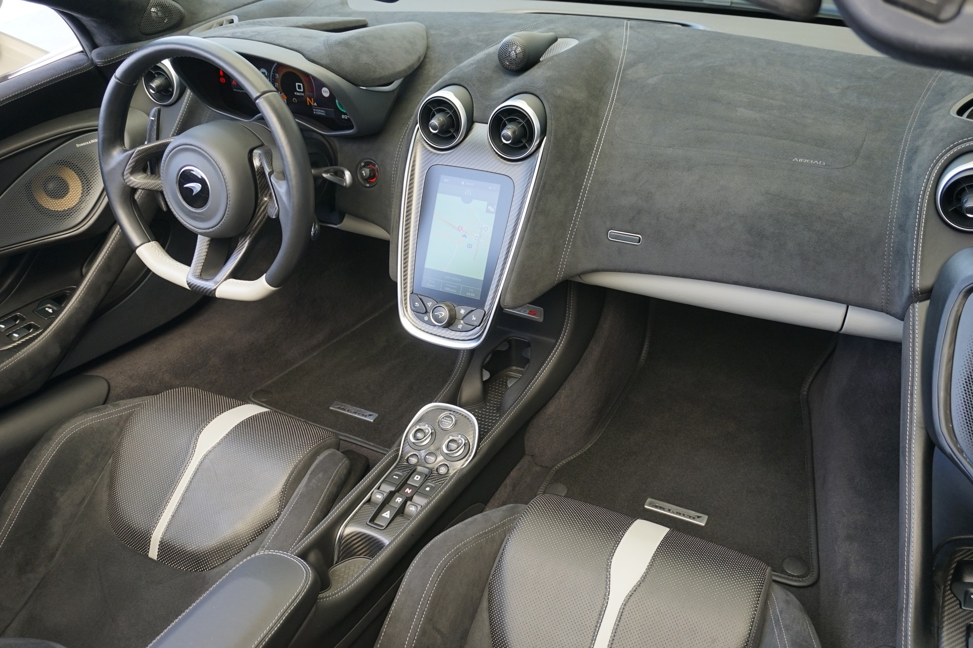 McLAREN 570S Spider 3.8 V8 570PS-image-26