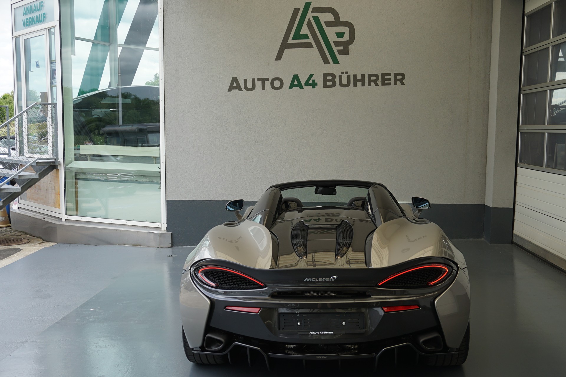 McLAREN 570S Spider 3.8 V8 570PS-image-17