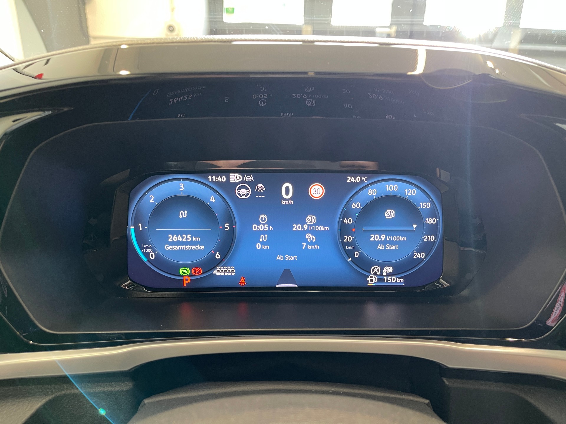 FORD Grand Tourneo Connect 2.0 EcoBlue Active Automat *7 PLATZ*-image-29