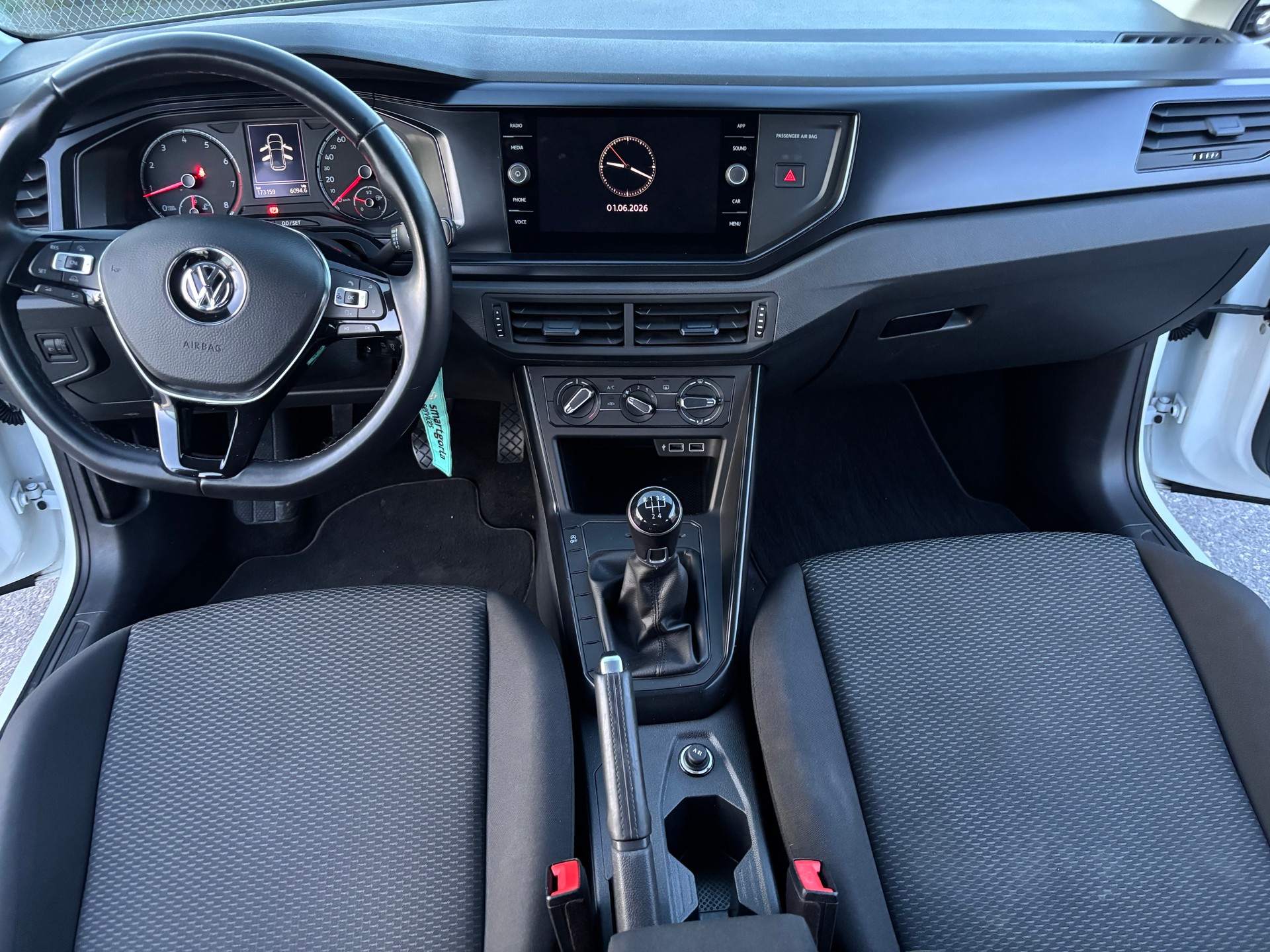 VW Polo 1.0 BMT Comfortline-image-6