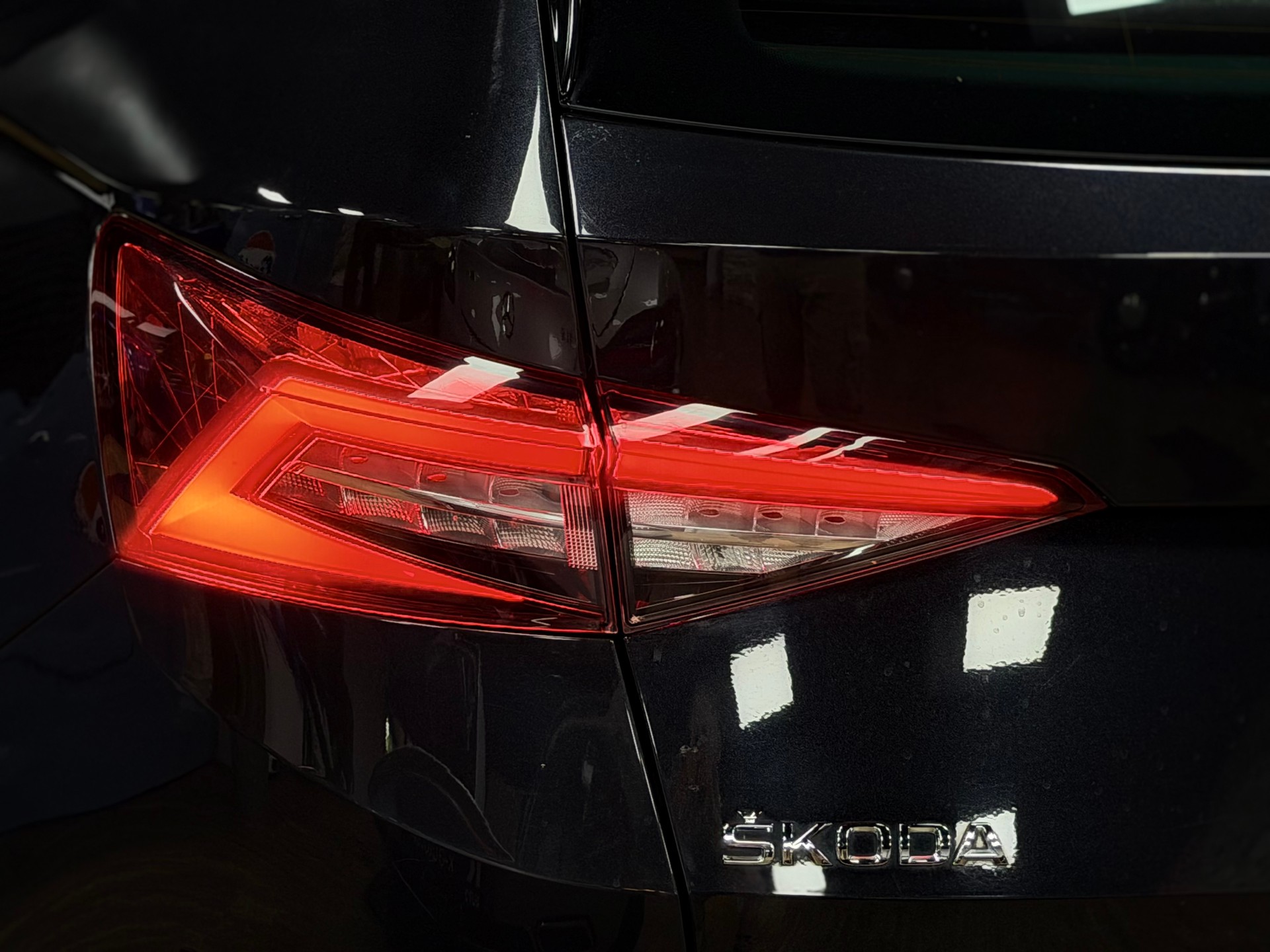 SKODA Kodiaq 2.0 TDI CR Ambition 4x4 DSG-image-7