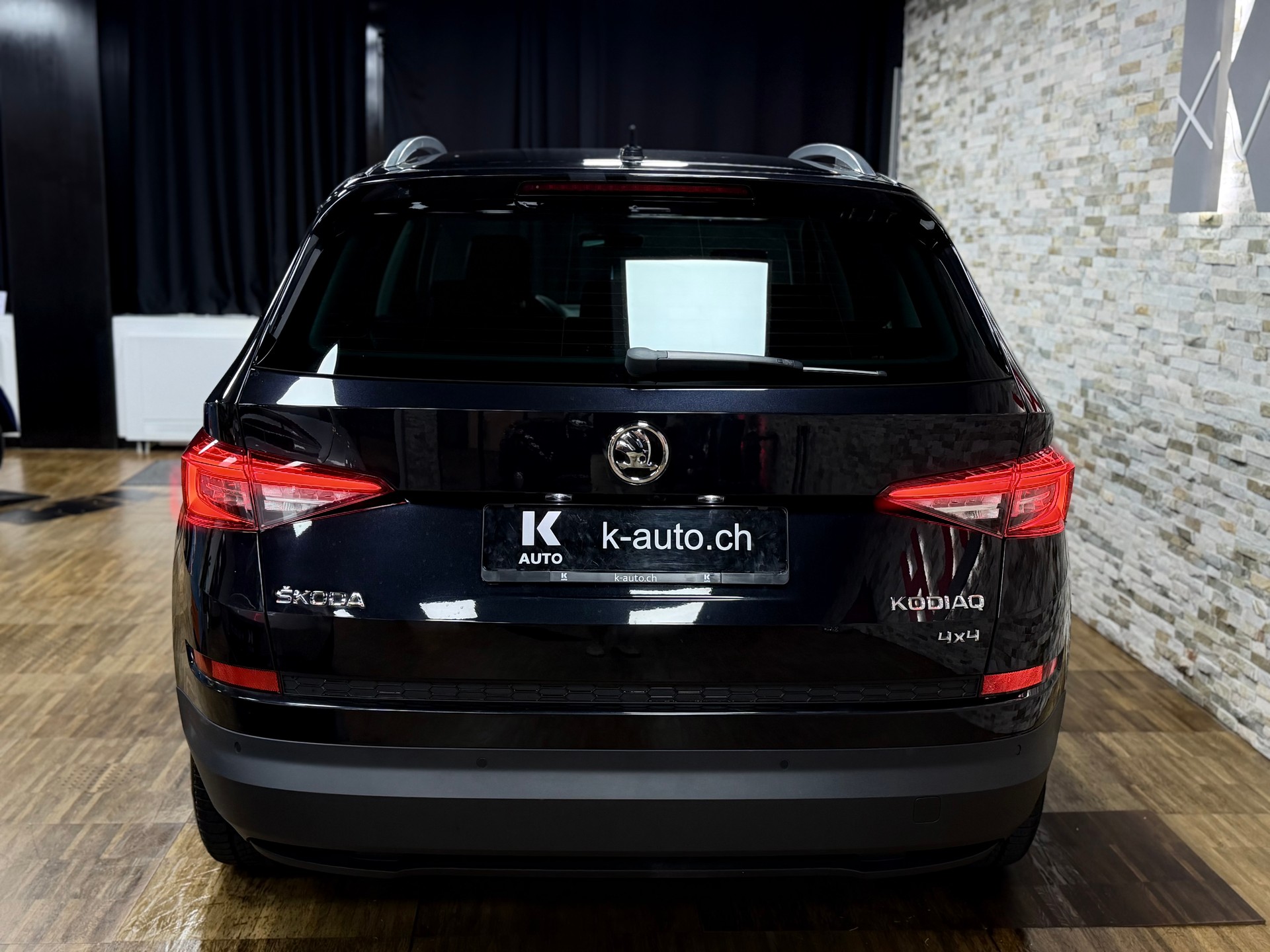 SKODA Kodiaq 2.0 TDI CR Ambition 4x4 DSG-showroom-element-2