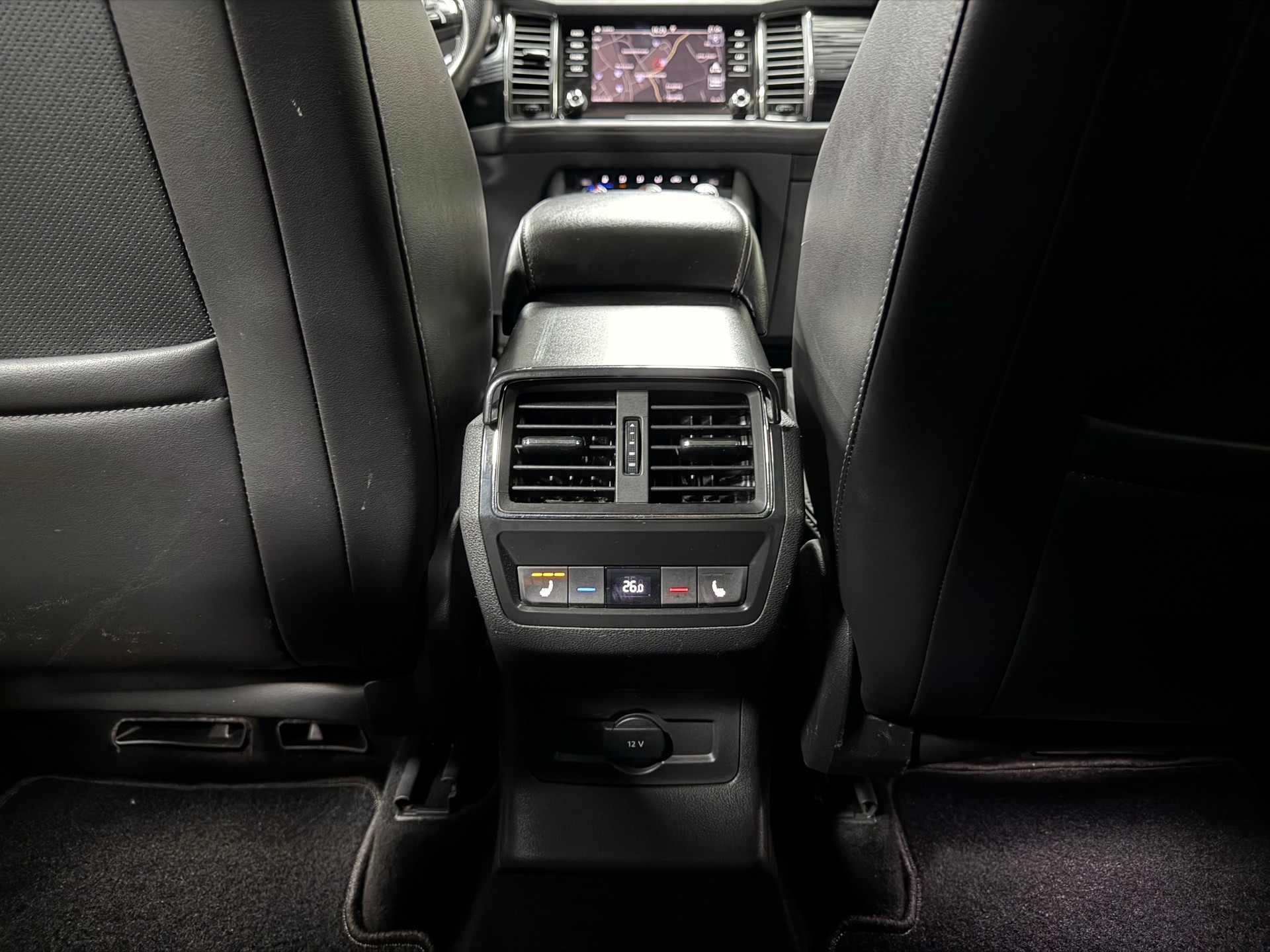SKODA Kodiaq 2.0 TDI CR Ambition 4x4 DSG-image-26