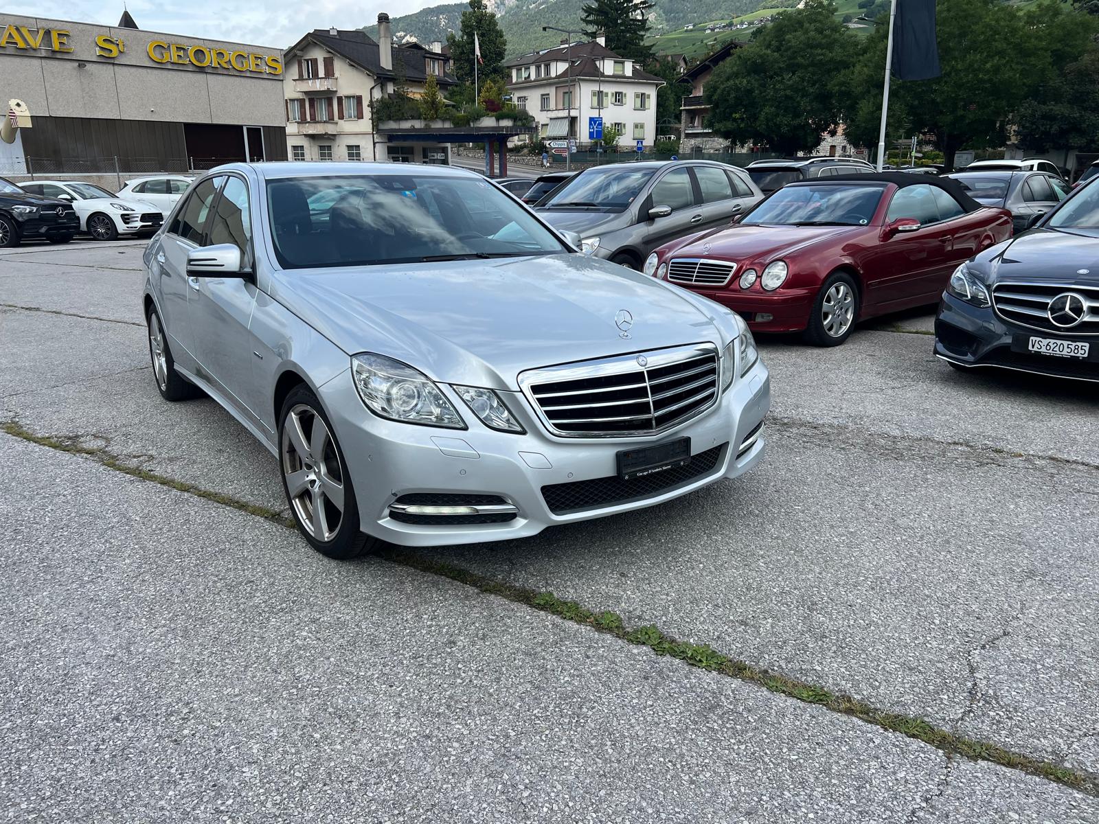 MERCEDES-BENZ E 200 CGI BlueEfficiency Automatic-image-6