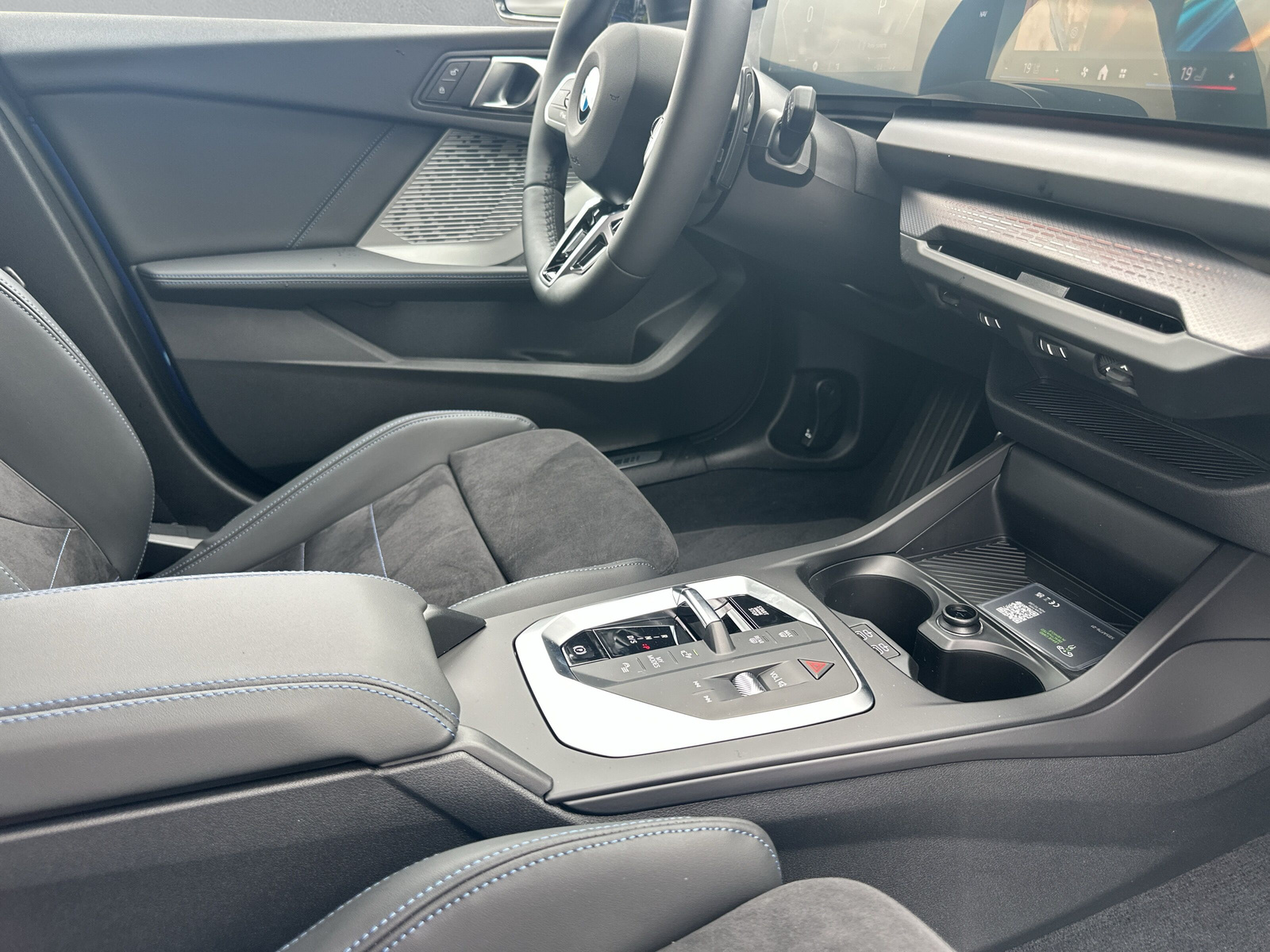 BMW 123 xDrive M Sport Steptronic-image-13