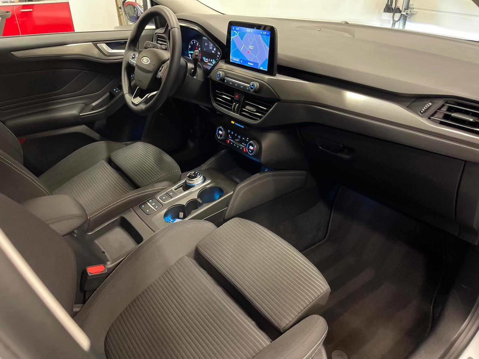 FORD Focus 1.5i EcoB SCTi 150 Titanium-image-10