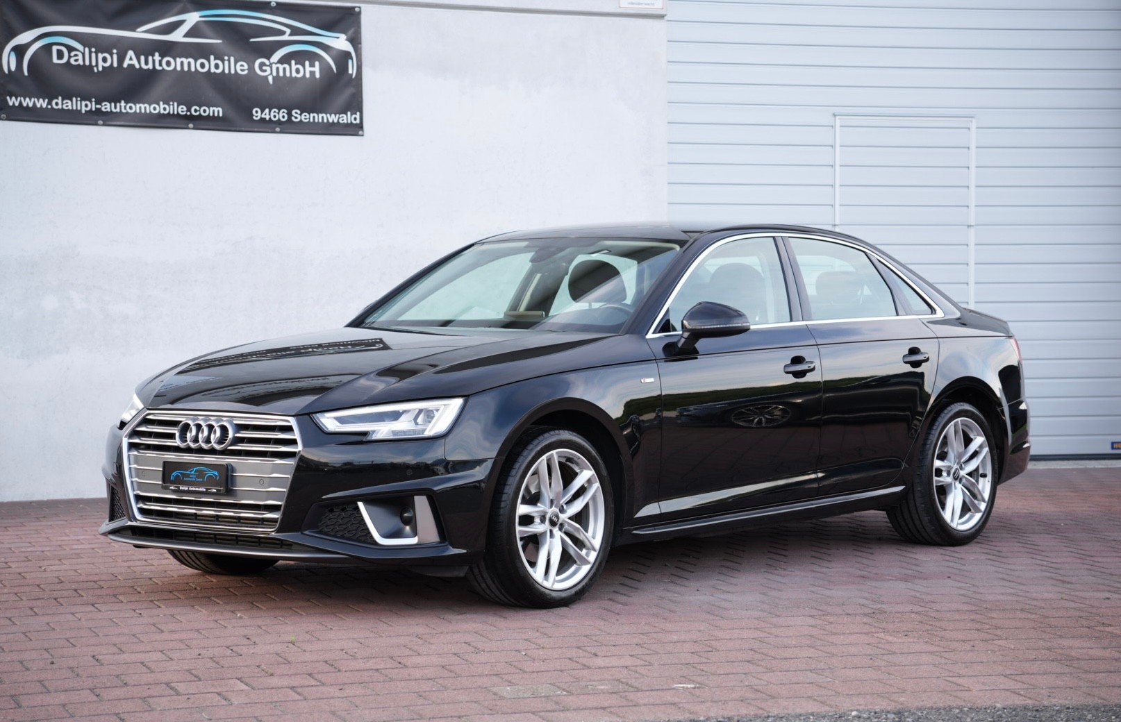 AUDI A4 Limousine 40 TFSI Sport S-tronic (CH)