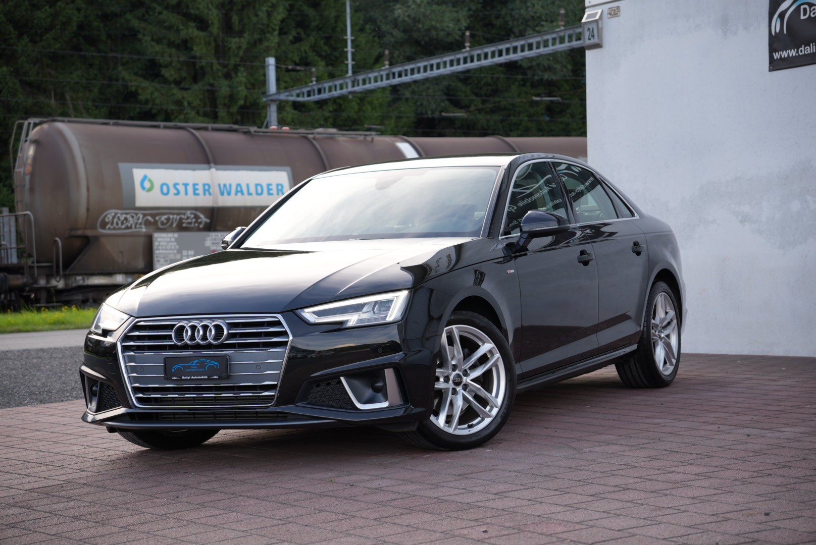 AUDI A4 Limousine 40 TFSI Sport S-tronic (CH)-image-6