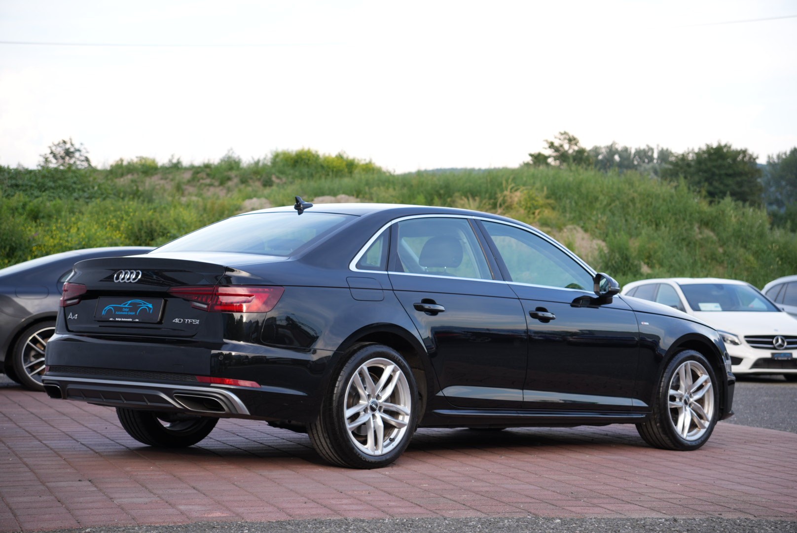AUDI A4 Limousine 40 TFSI Sport S-tronic (CH)-image-8