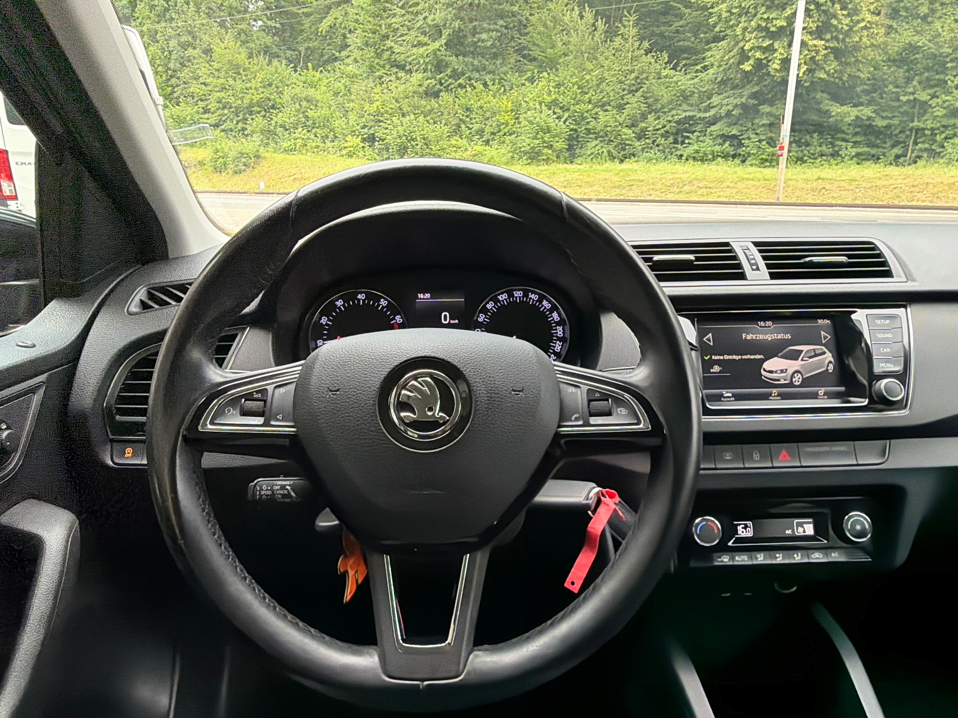 SKODA Fabia 1.0 TSI Ambition-image-6