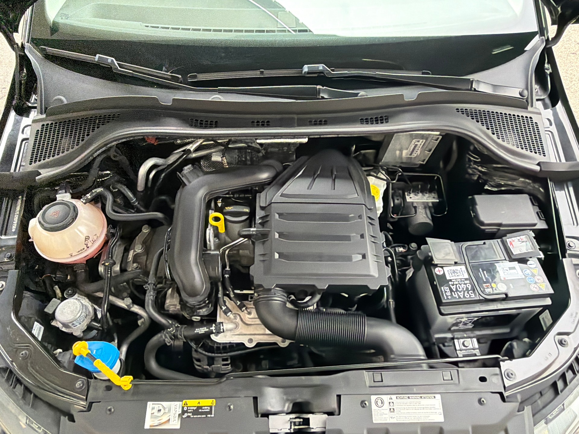 SKODA Fabia 1.0 TSI Ambition-image-15