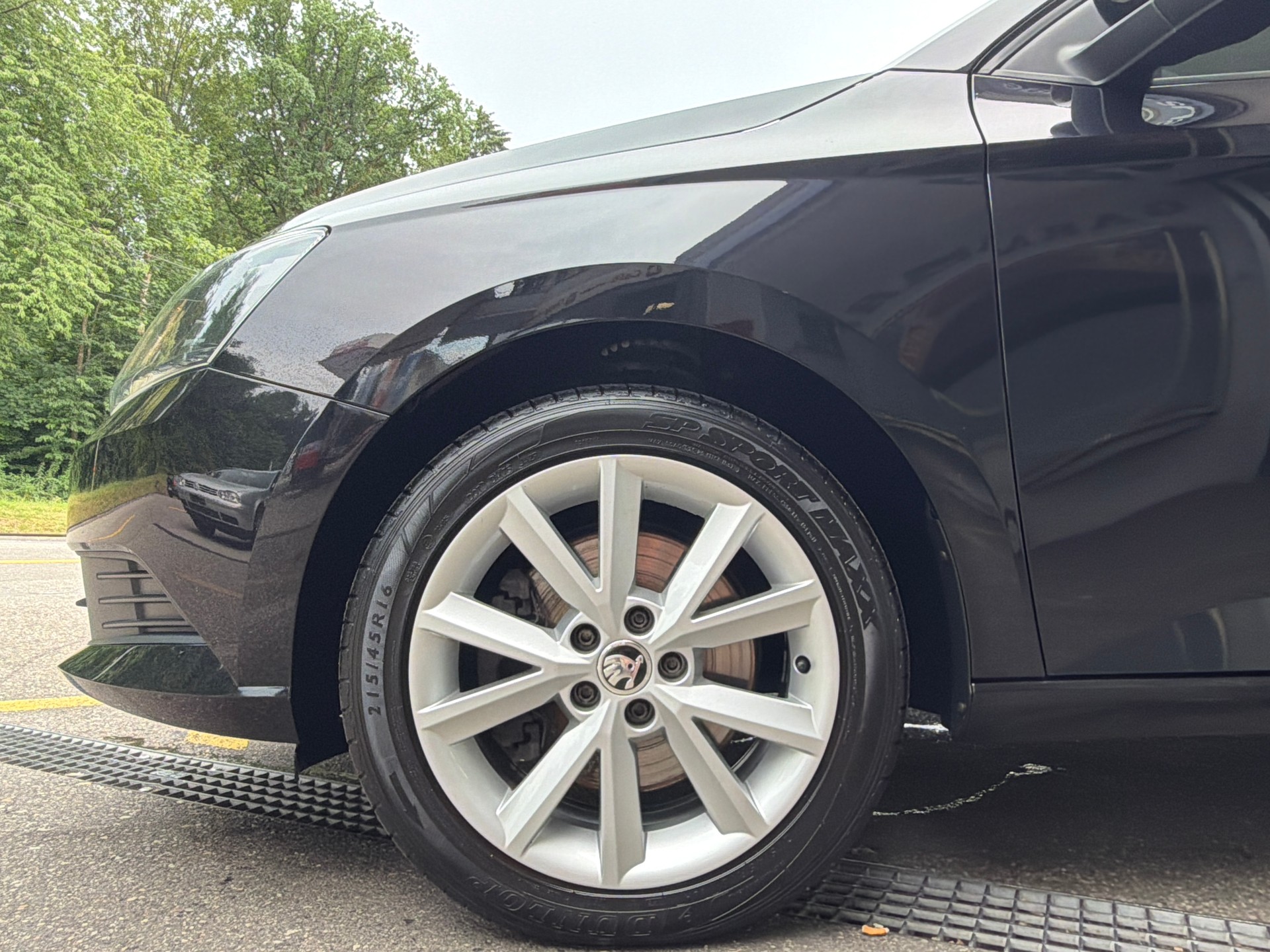 SKODA Fabia 1.0 TSI Ambition-showroom-element-1