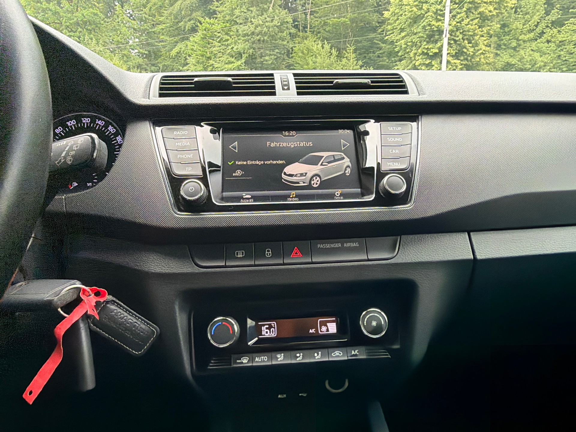 SKODA Fabia 1.0 TSI Ambition-image-7