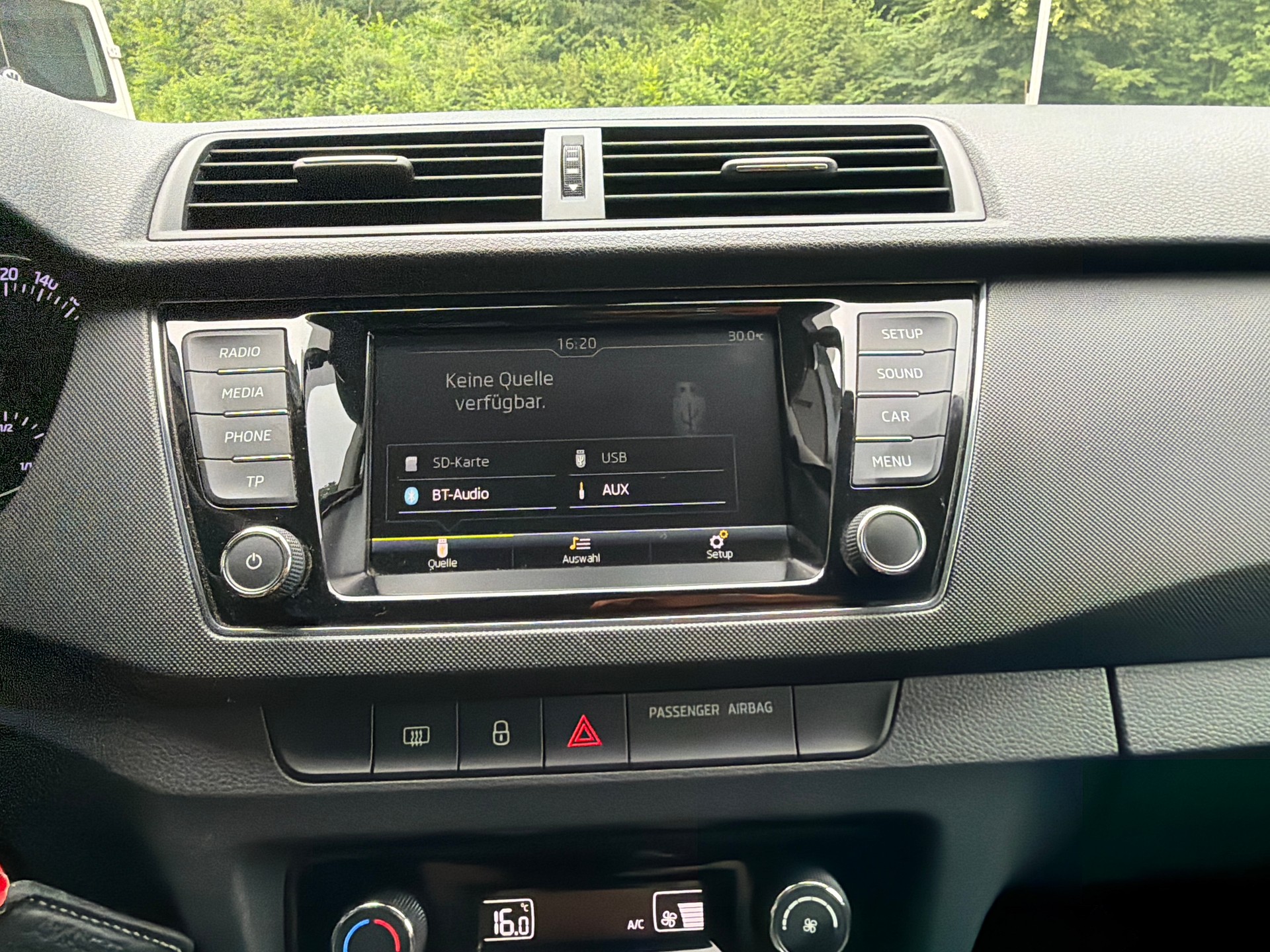 SKODA Fabia 1.0 TSI Ambition-image-8