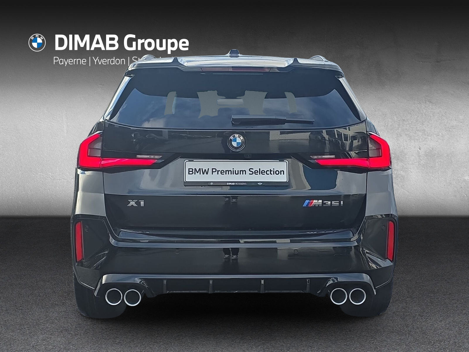 BMW X1 xDrive M35i-showroom-element-3