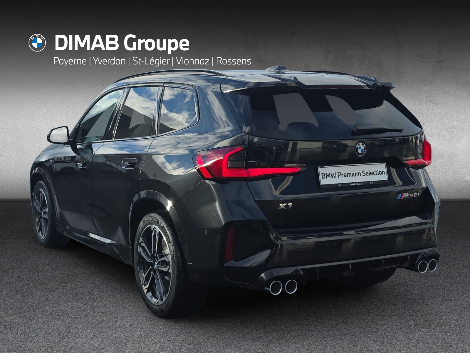 BMW X1 xDrive M35i-showroom-element-2