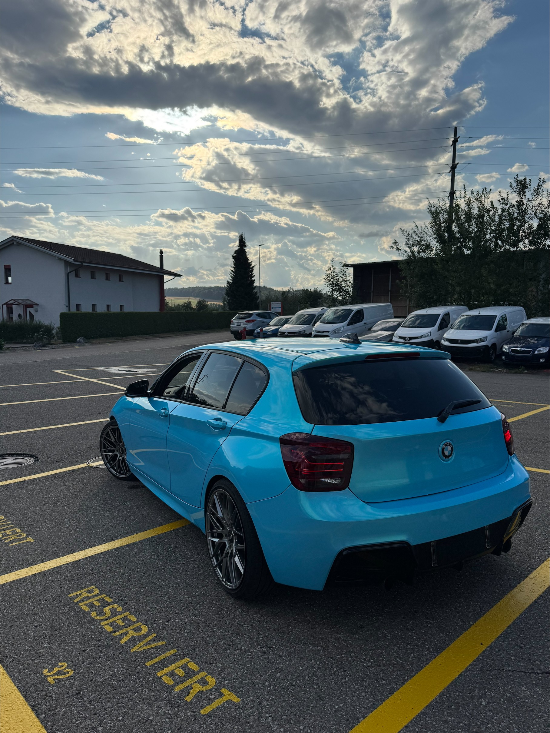 BMW M135i-image-12