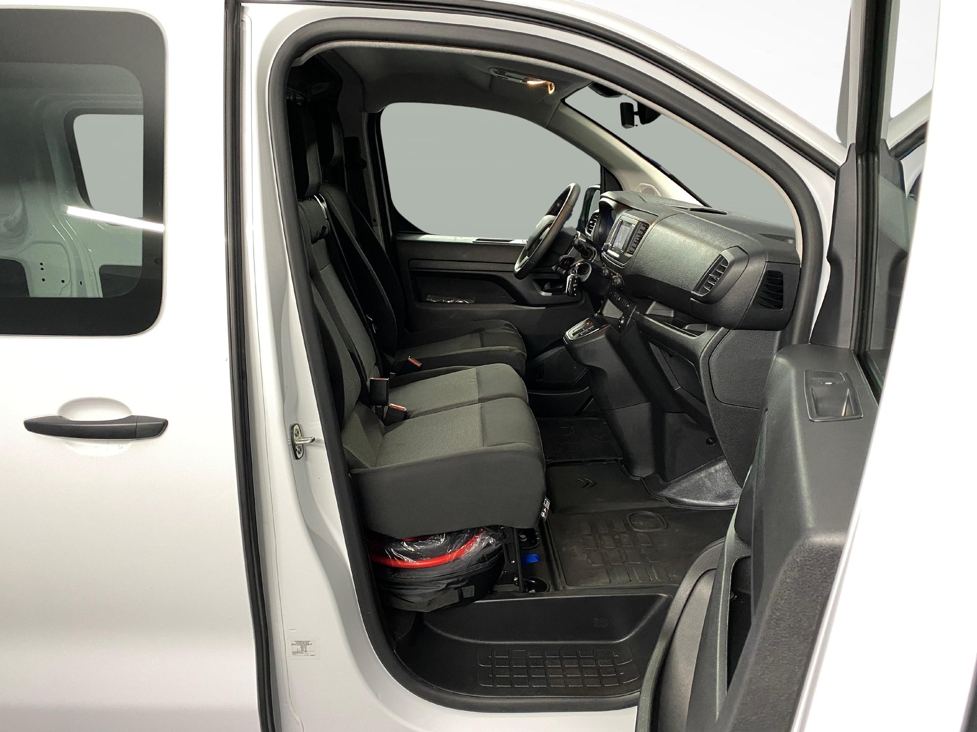 CITROEN e-Jumpy Kaw. M 75 kWh-image-10