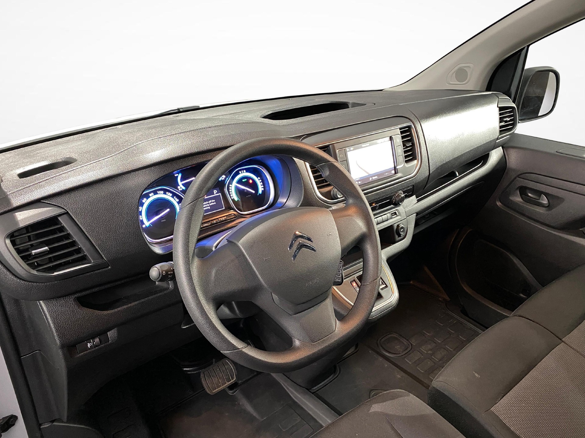 CITROEN e-Jumpy Kaw. M 75 kWh-image-11
