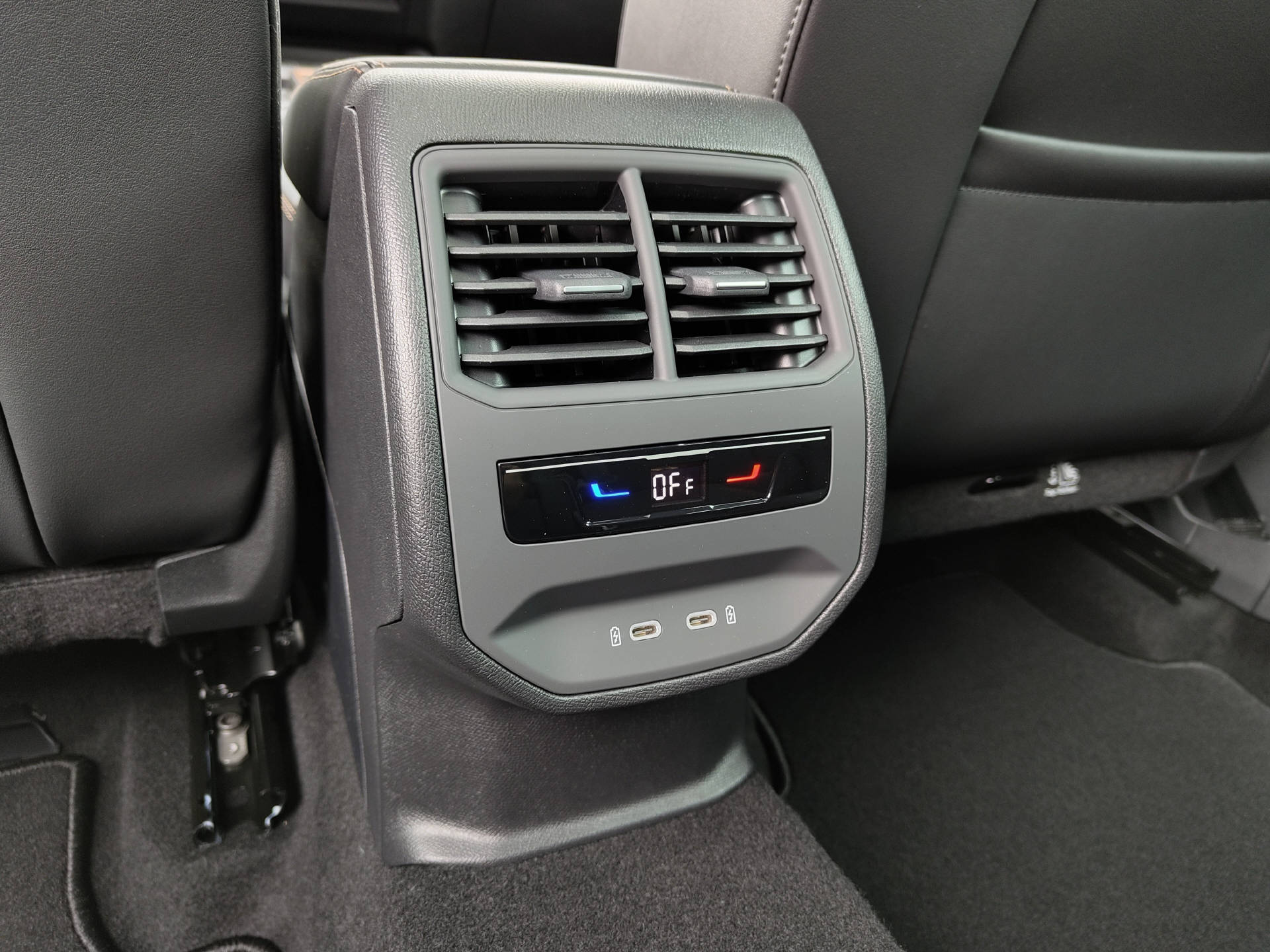 CUPRA Formentor 2.0 TSI VZ 4Drive DSG-image-12