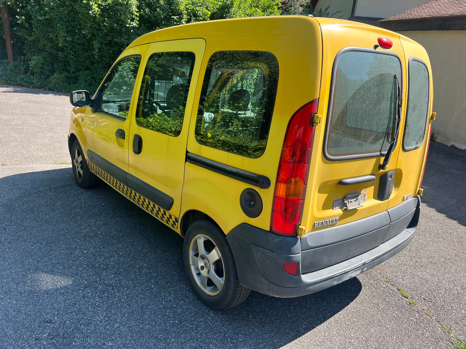 RENAULT Kangoo 1.6 16V A-image-3