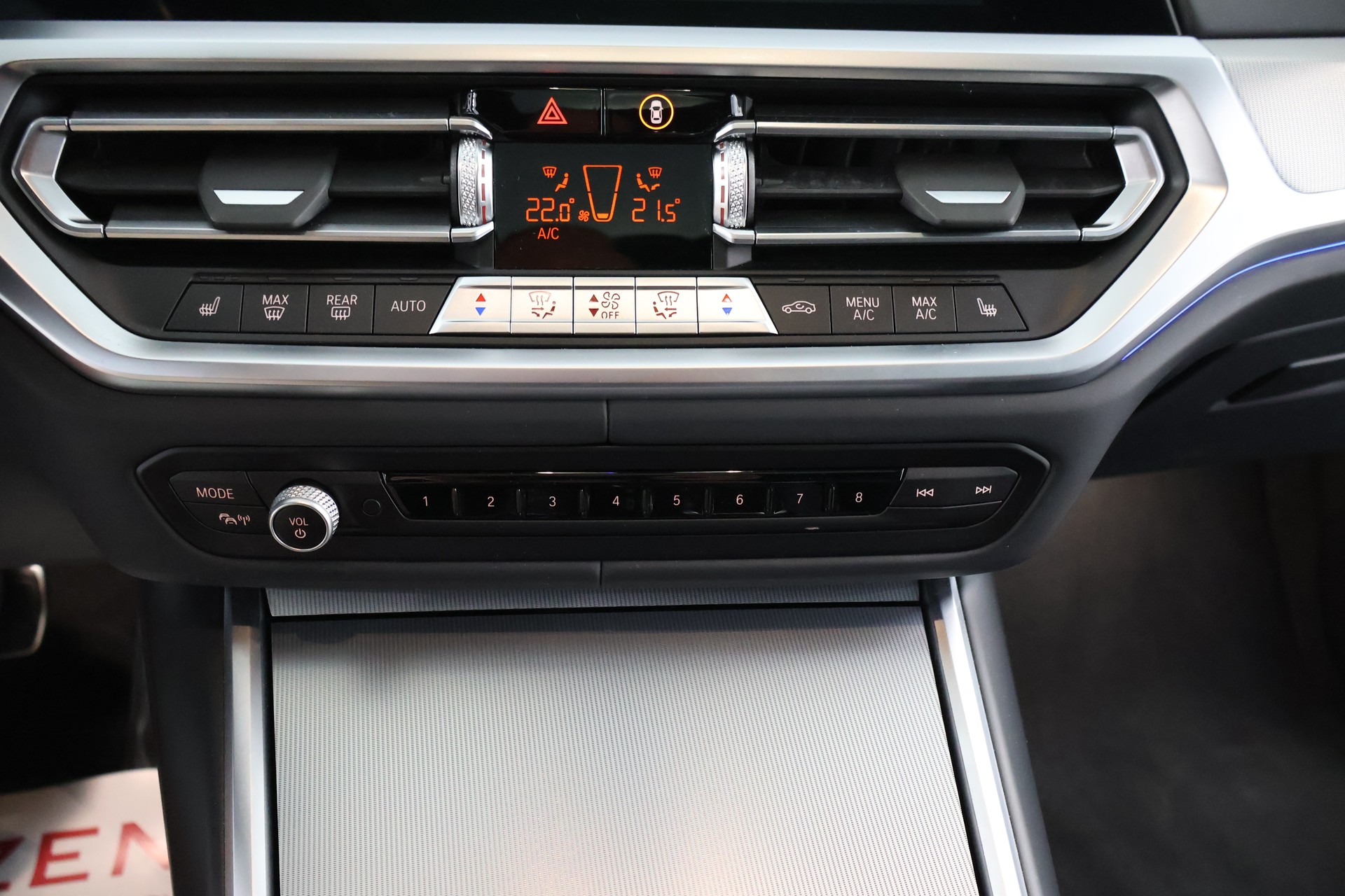 BMW M340i xDrive 48V Steptronic-image-16