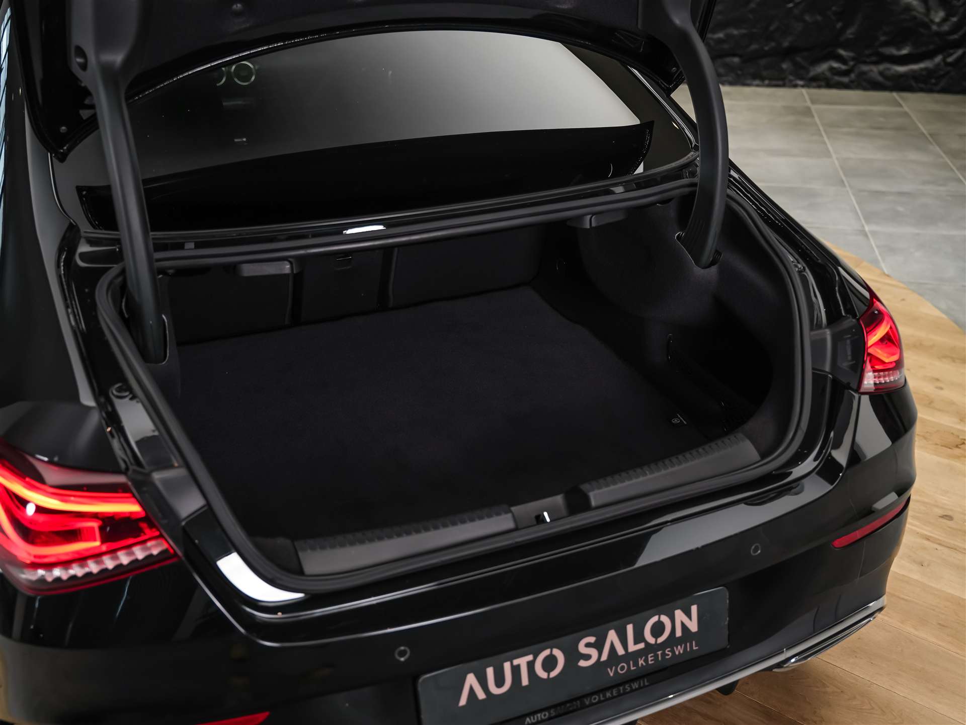MERCEDES-BENZ CLA 220 AMG Line 7G-DCT 4Matic *Panorama*Standheizung*El. Sitze mit Memory*-image-43