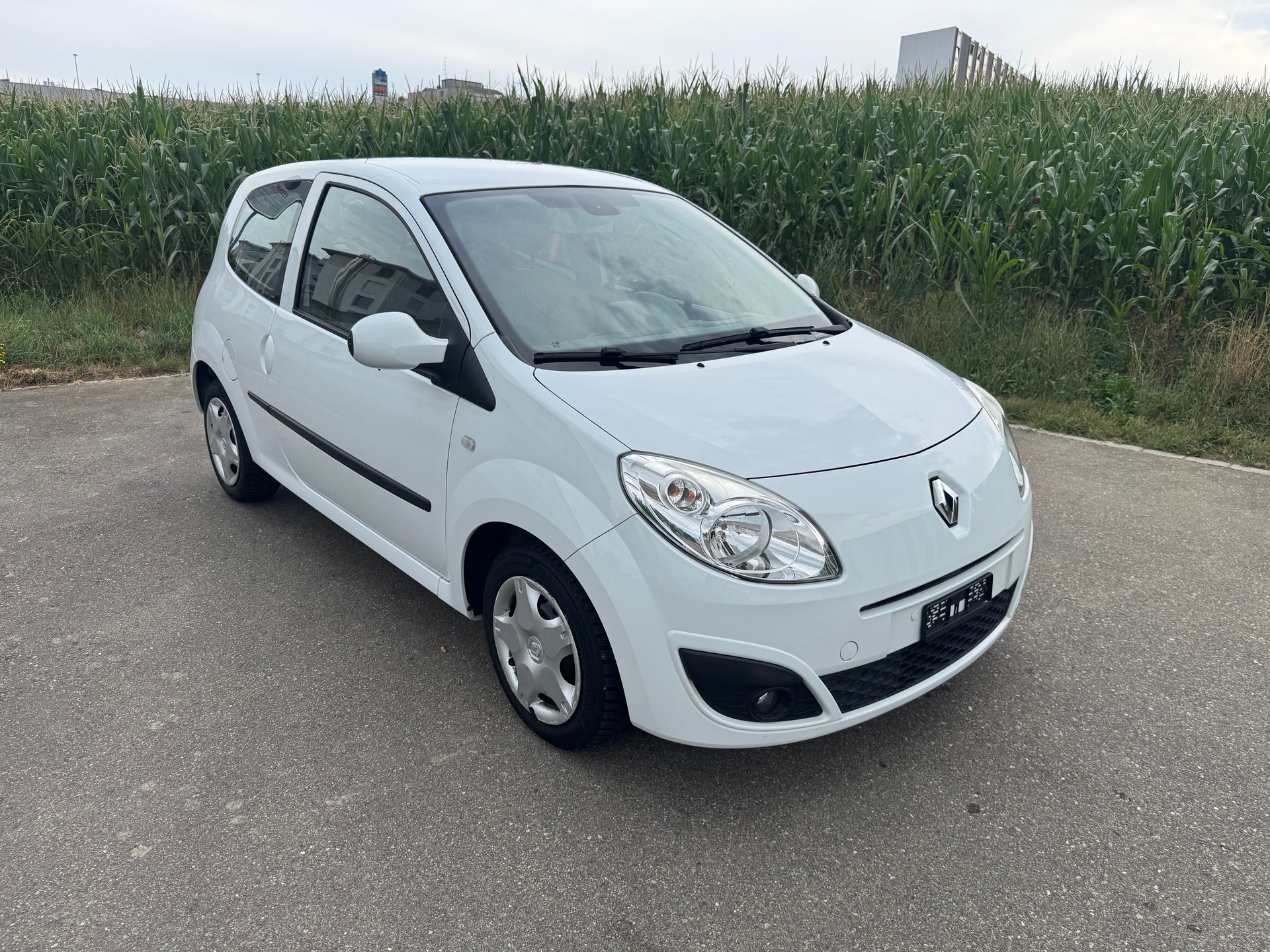 RENAULT Twingo 1.2 Authentique-image-1