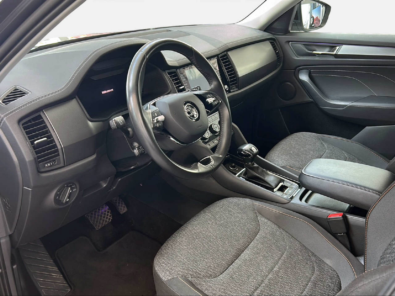SKODA Kodiaq 2.0 TSI Ambition DSG-showroom-element-2