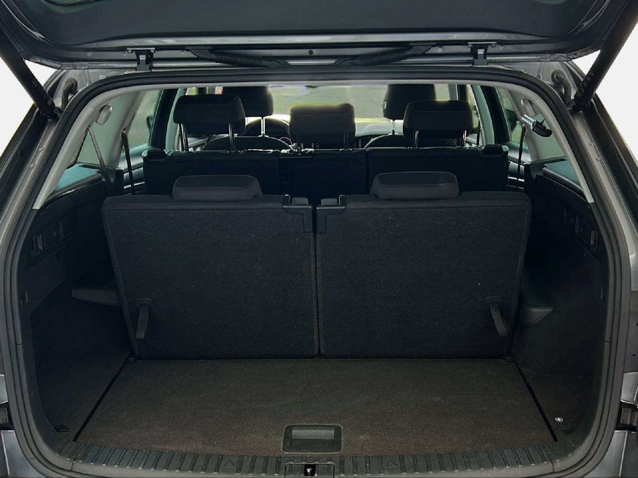 SKODA Kodiaq 2.0 TSI Ambition DSG-image-5