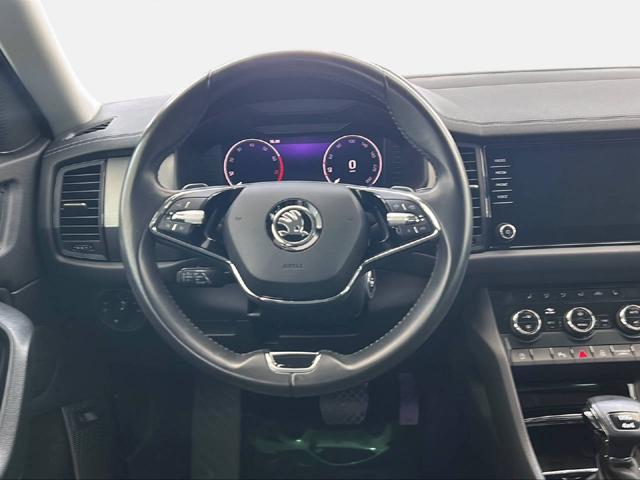 SKODA Kodiaq 2.0 TSI Ambition DSG-showroom-element-3
